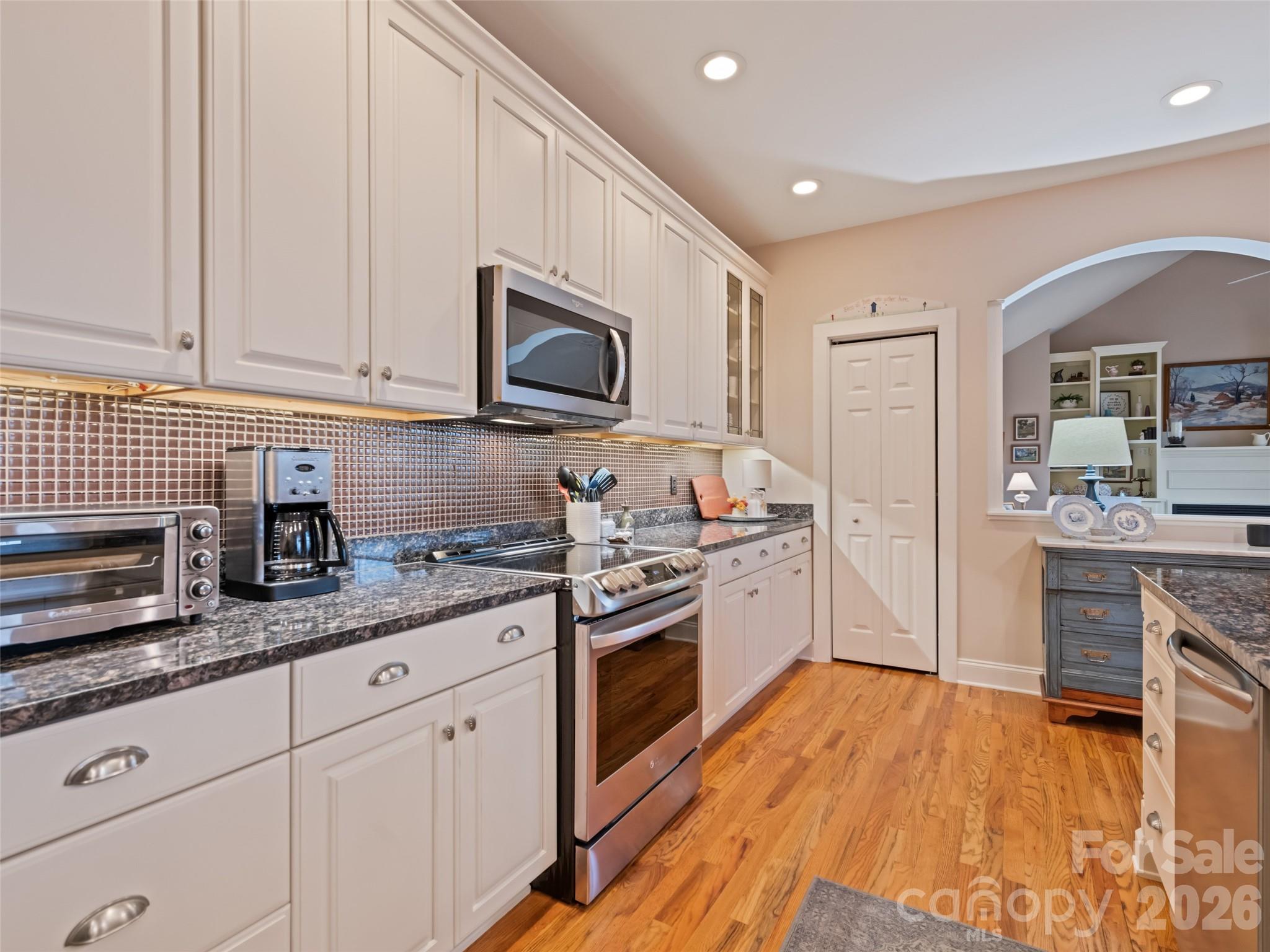 Hickory Hill - Residential