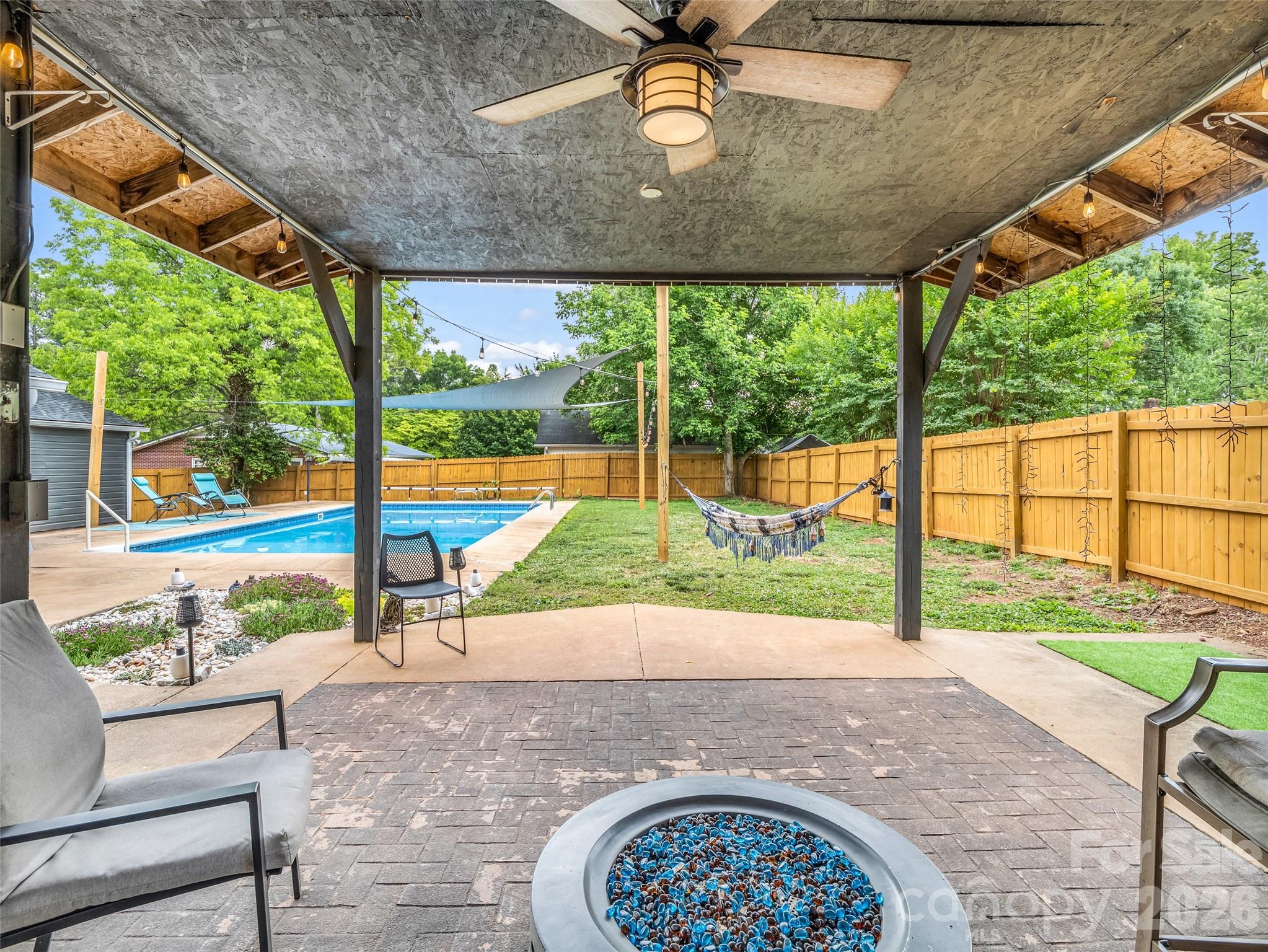 Hillcrest - Residential