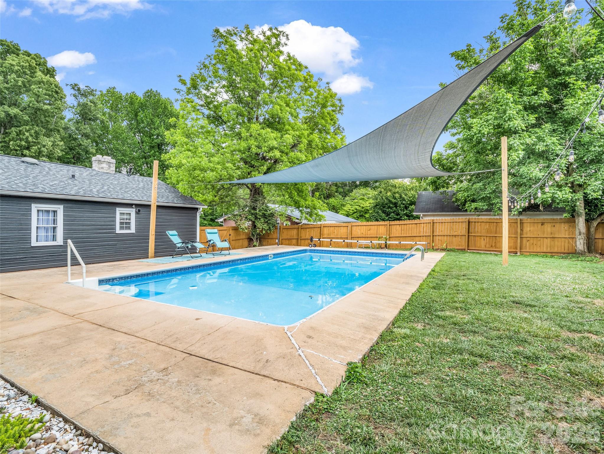 Hillcrest - Residential