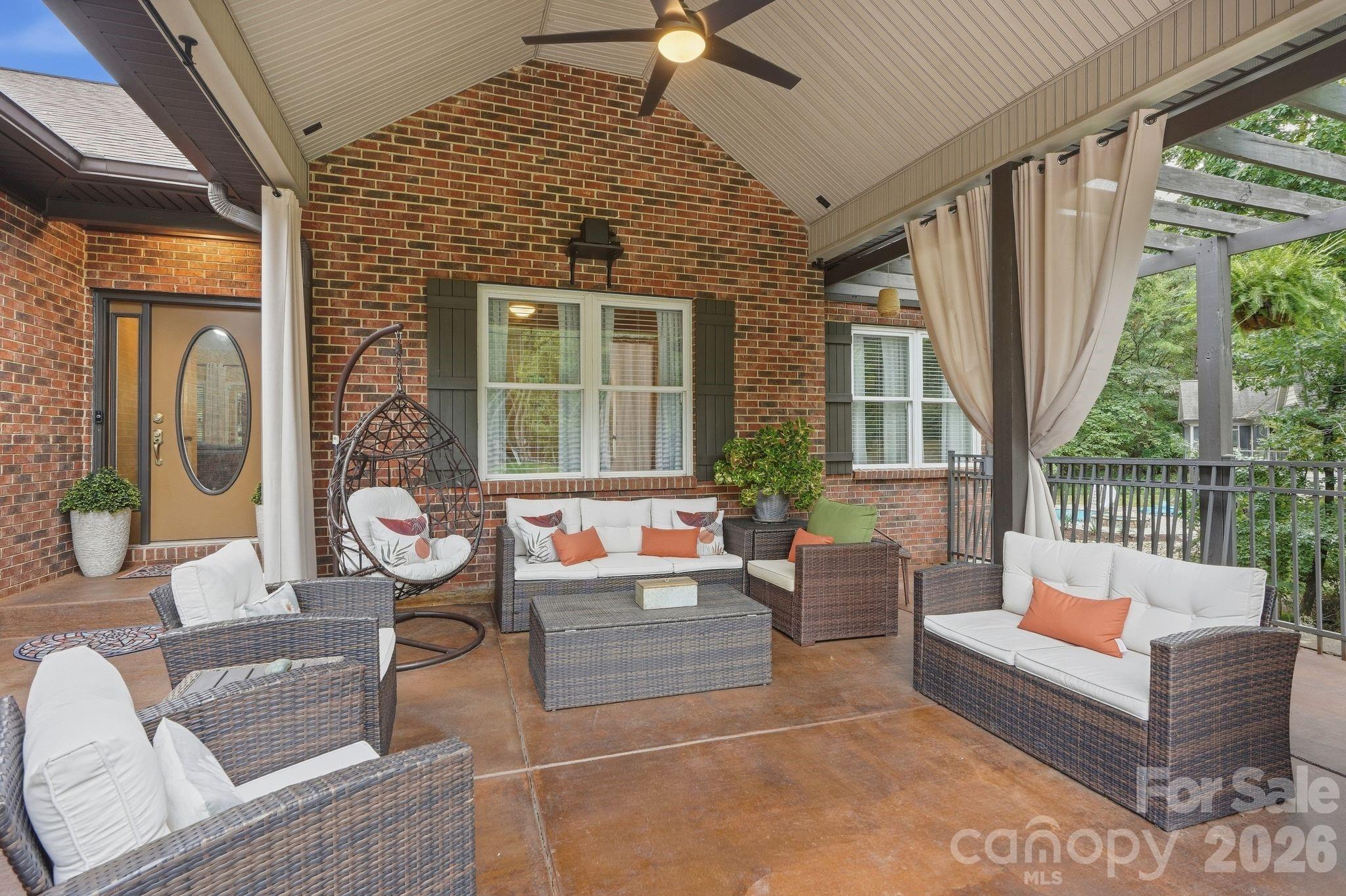 2055 Tiger Paw Lane