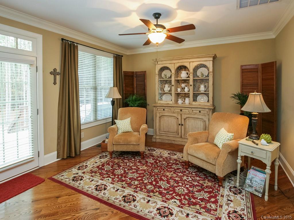 Holland Springs - Residential