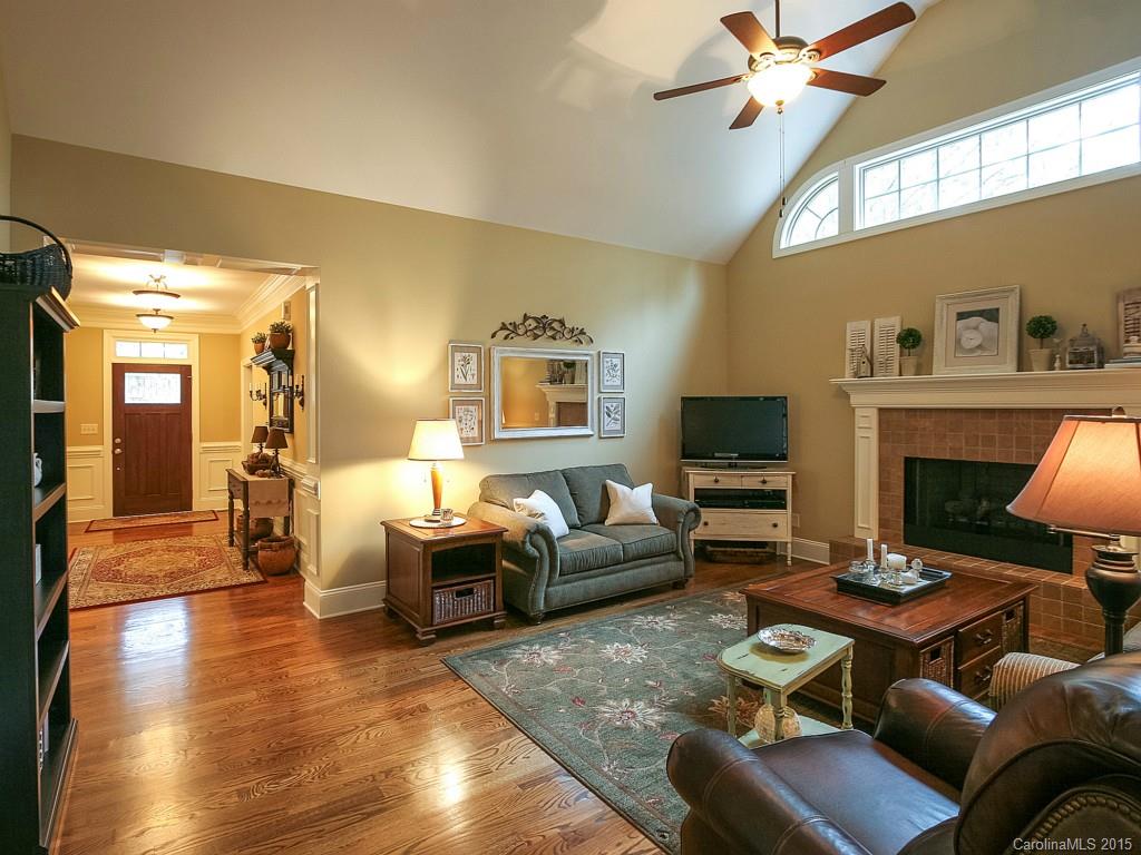 Holland Springs - Residential