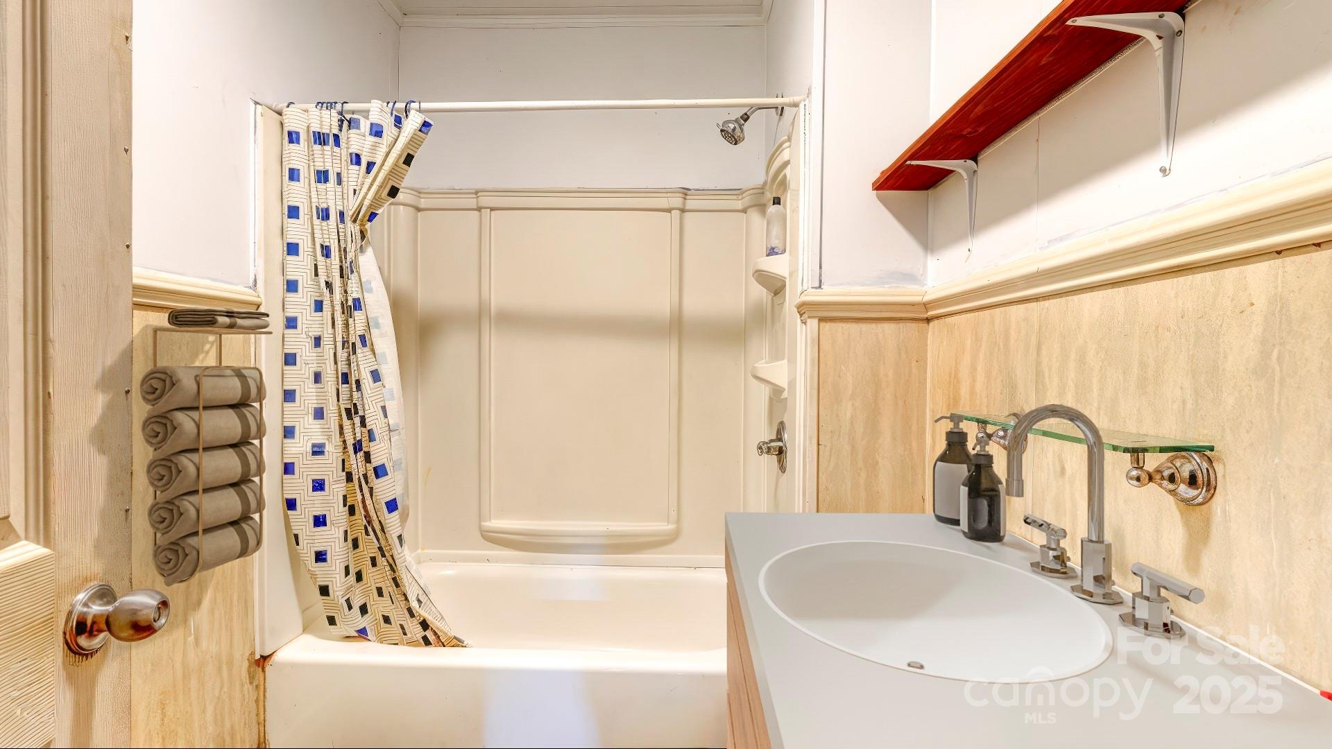 204 Robinson Clemmer Road