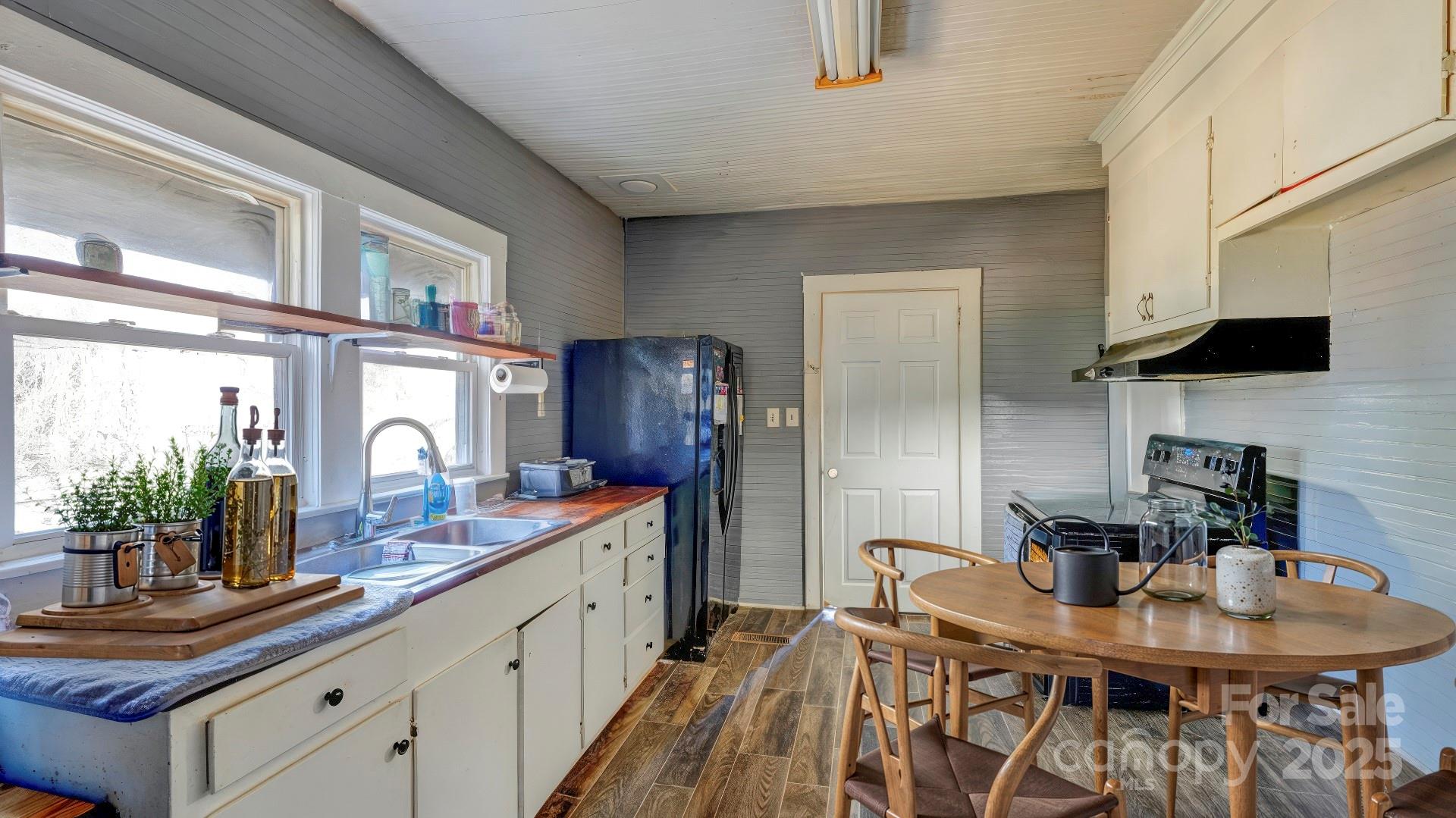 204 Robinson Clemmer Road