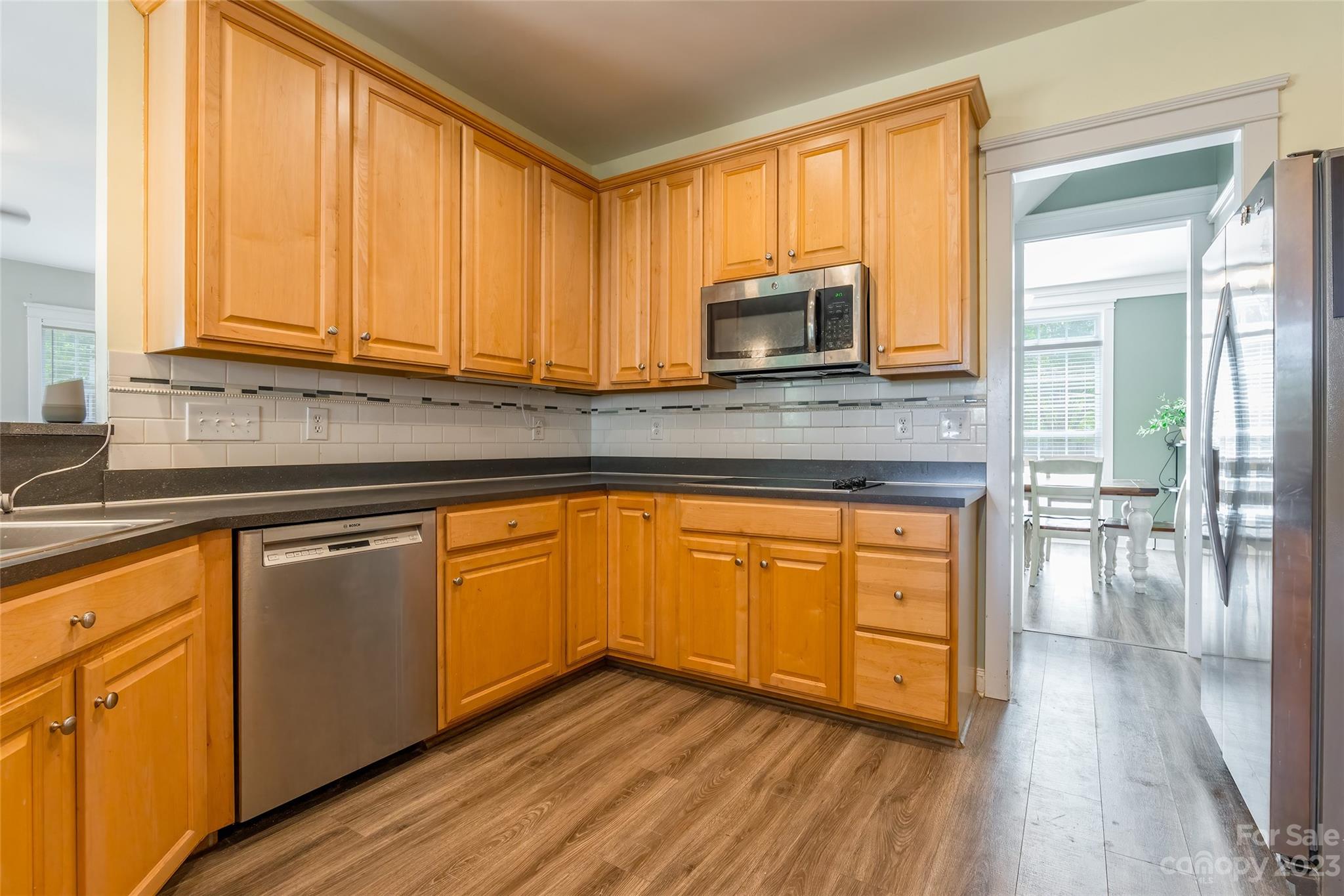 Lake Shore - Residential