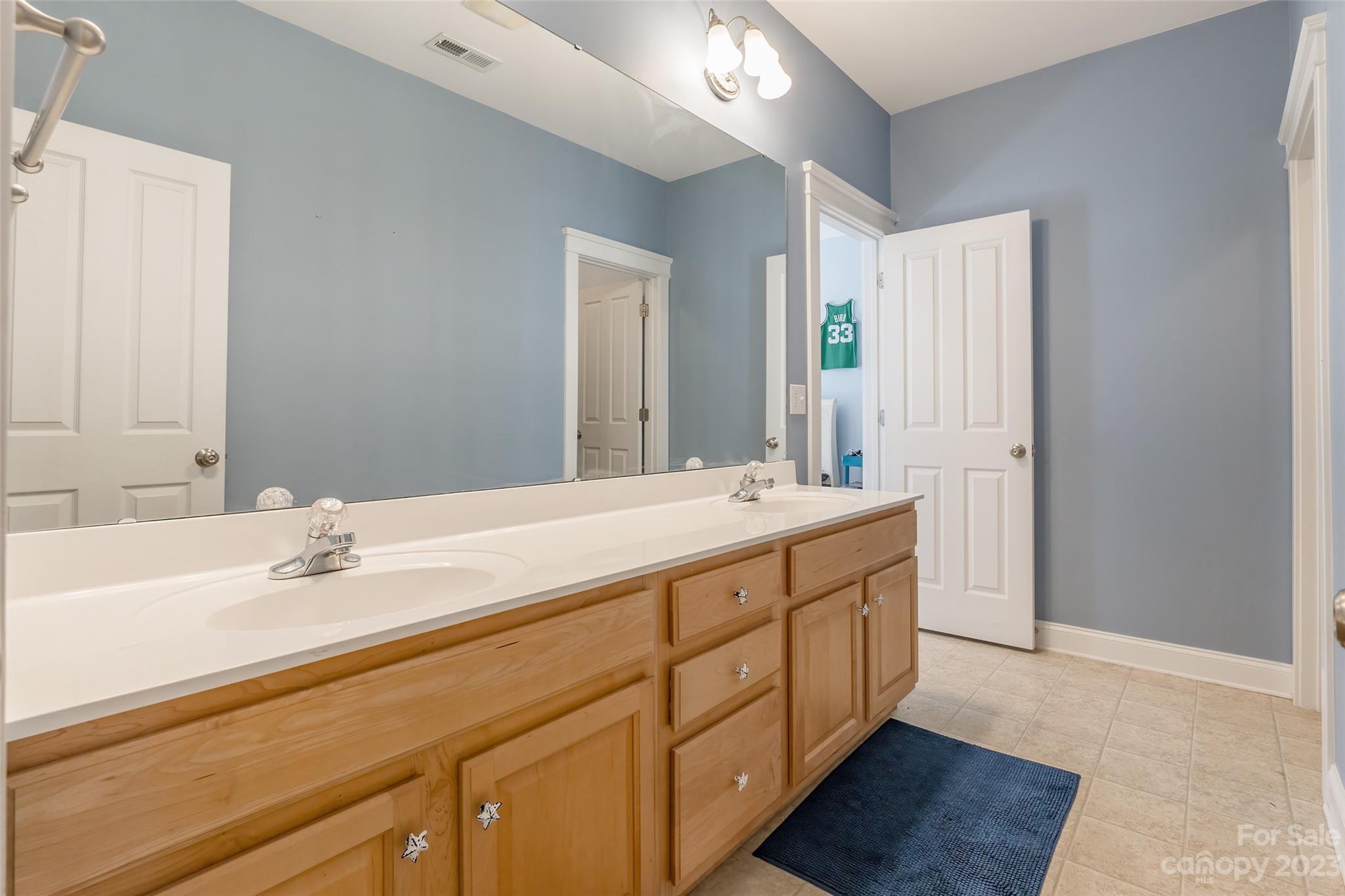 Lake Shore - Residential