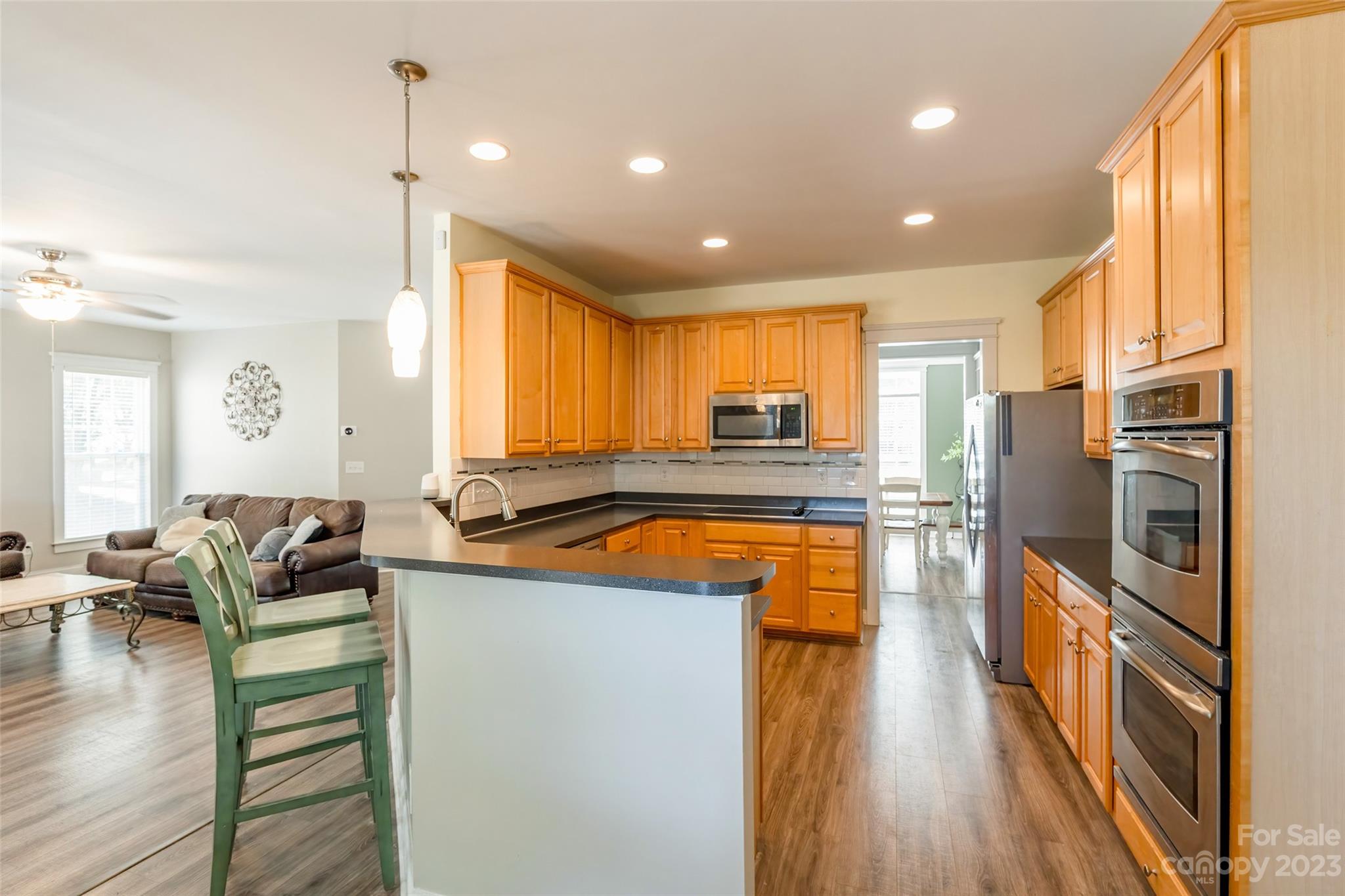 Lake Shore - Residential