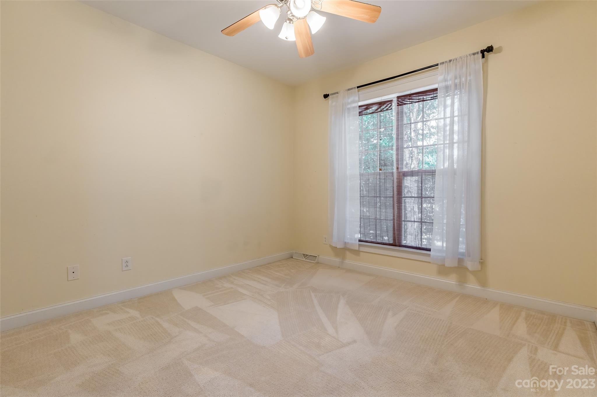 Lake Shore - Residential