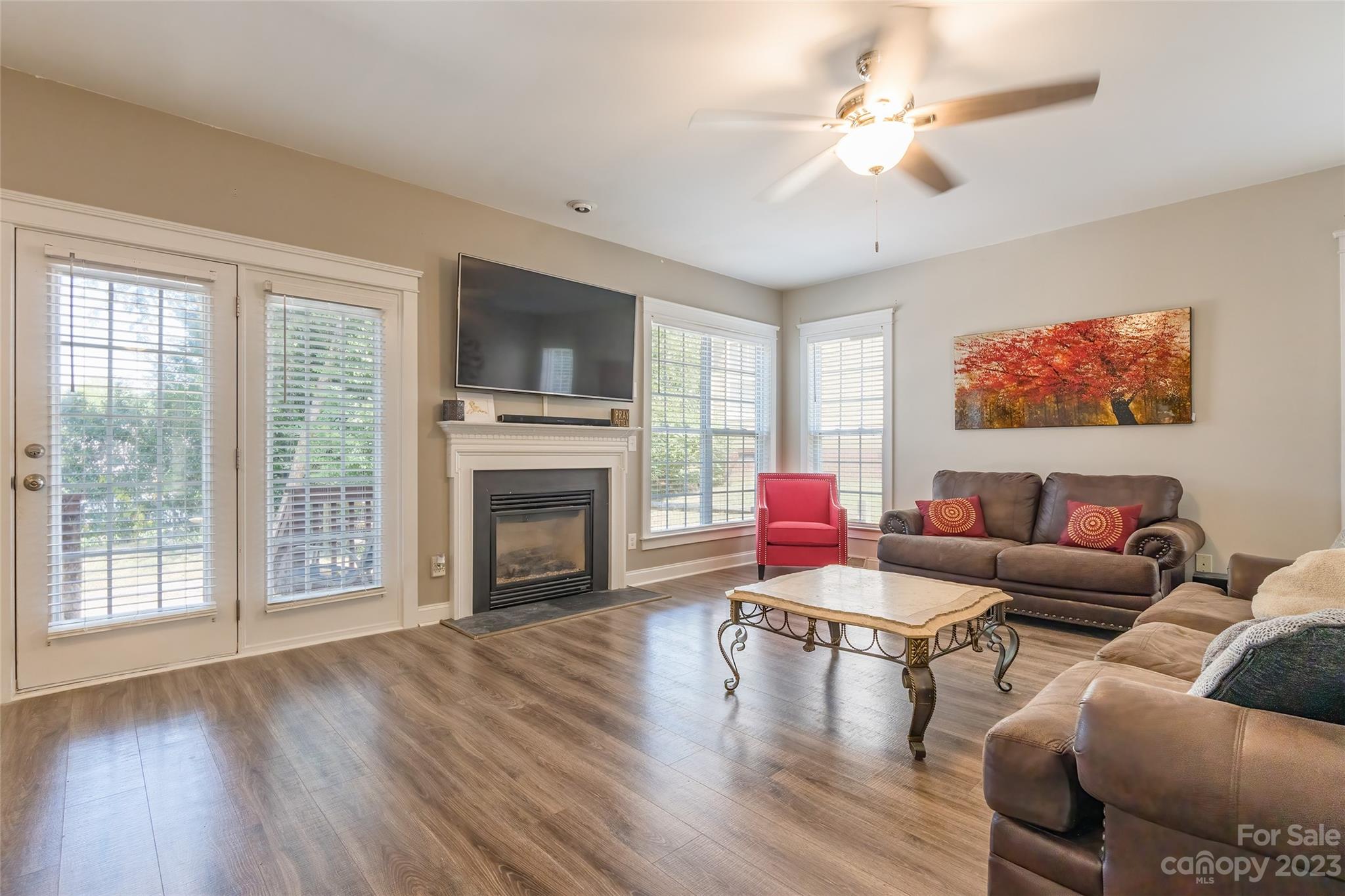 Lake Shore - Residential