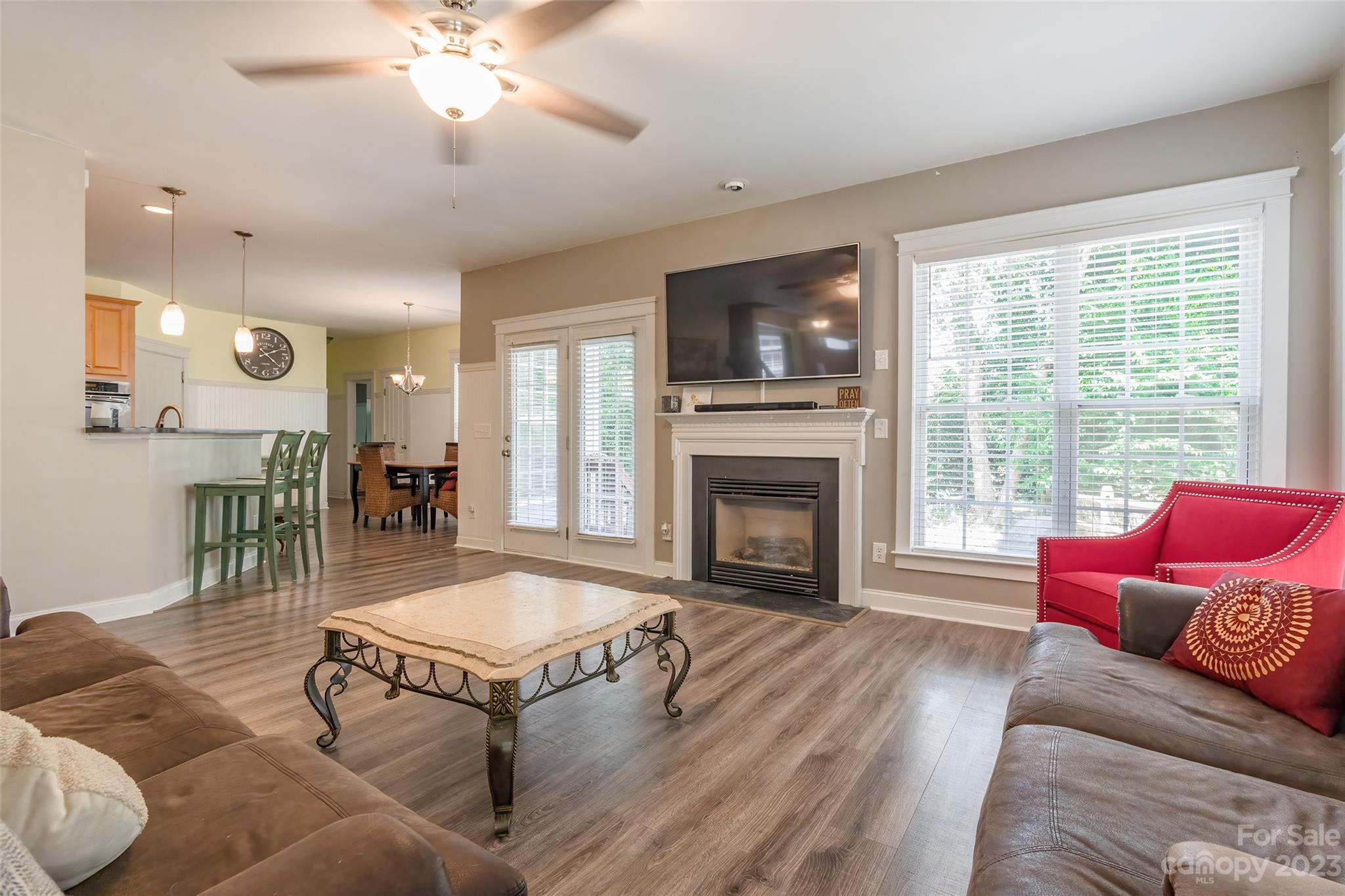 Lake Shore - Residential