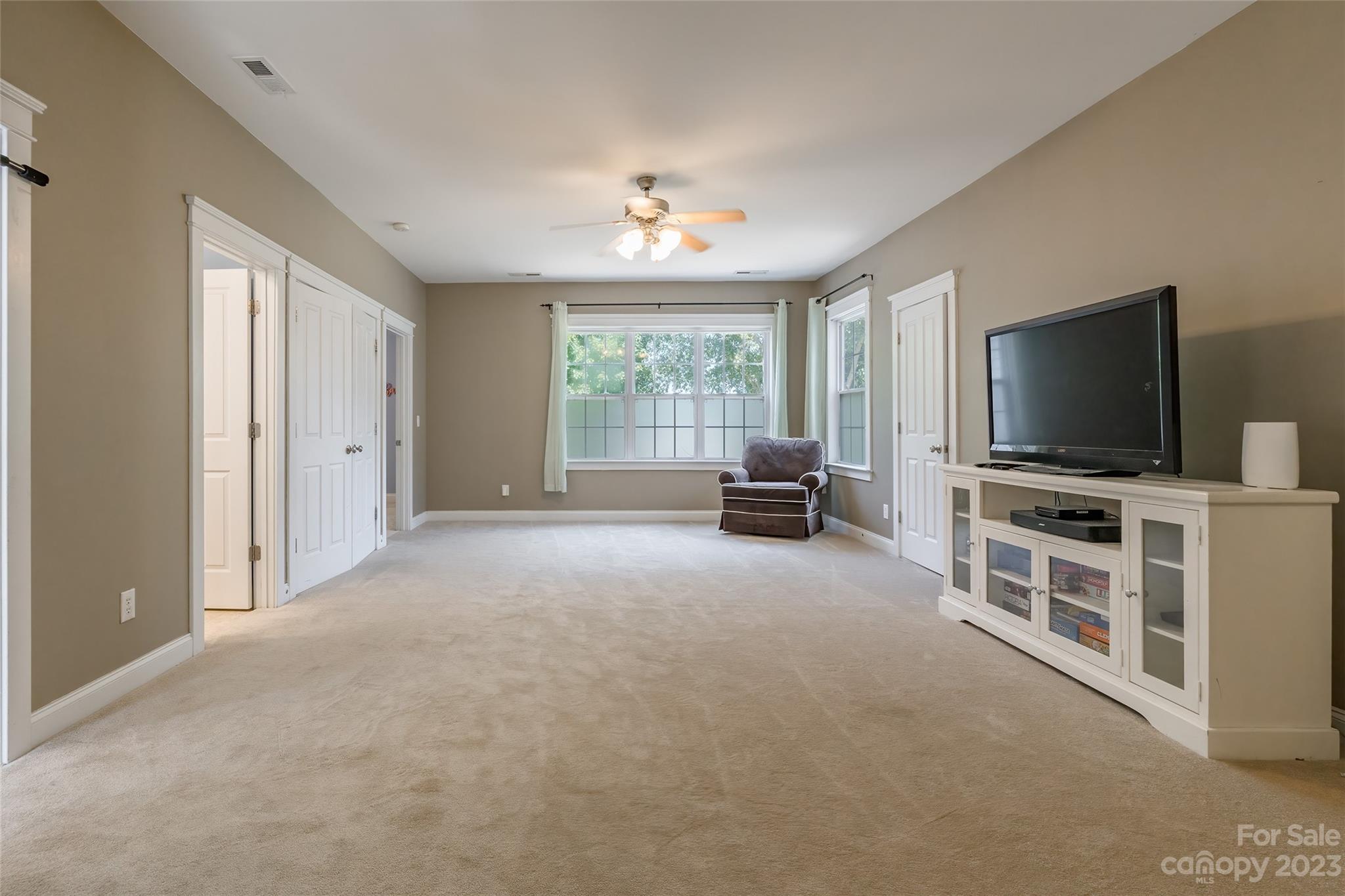 Lake Shore - Residential