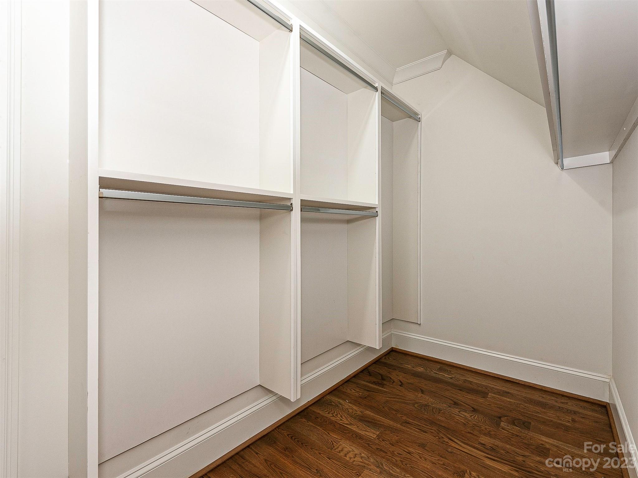 Mammoth Oaks - Residential