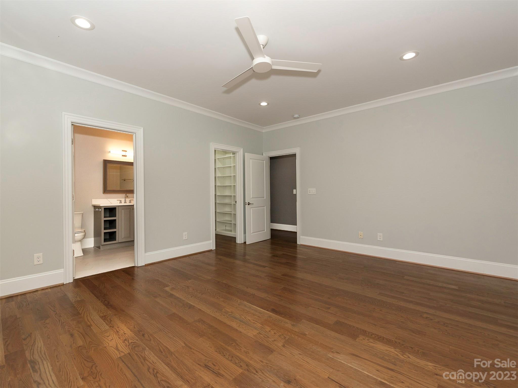 Mammoth Oaks - Residential