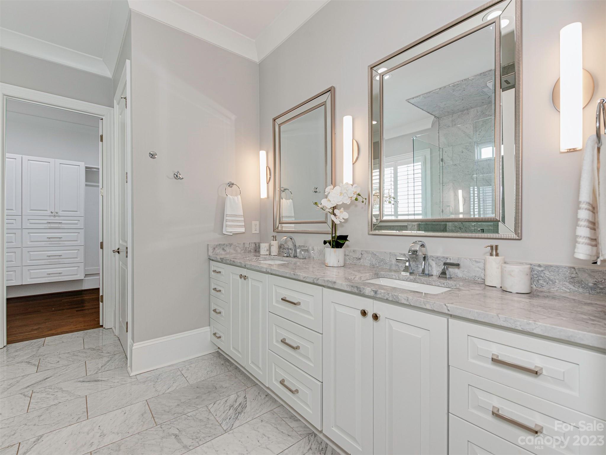 Mammoth Oaks - Residential