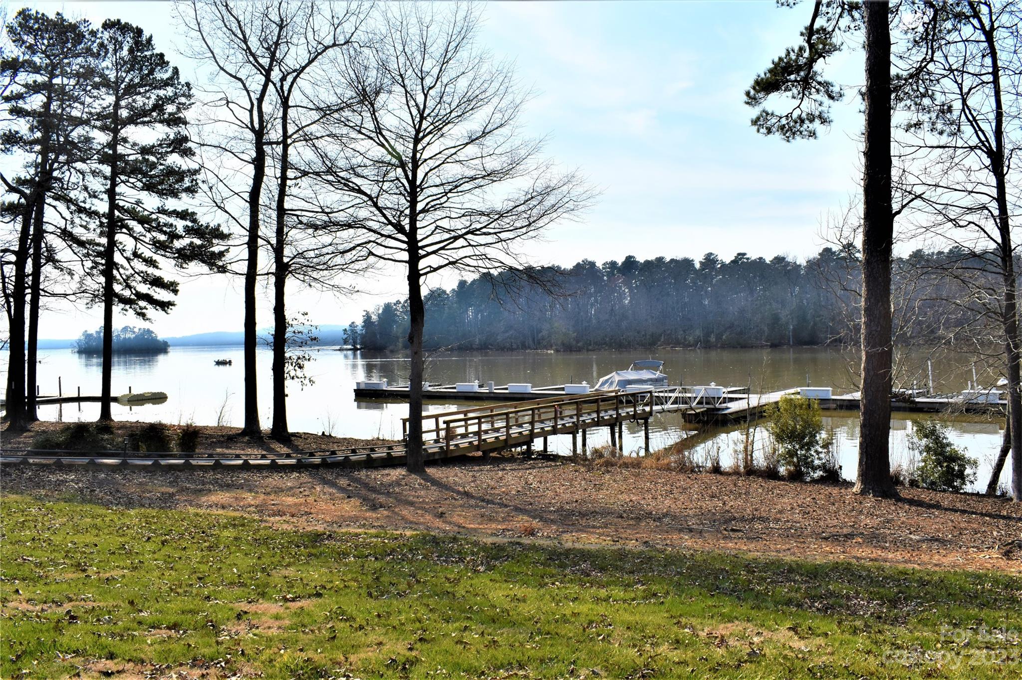 Uwharrie Point - Land