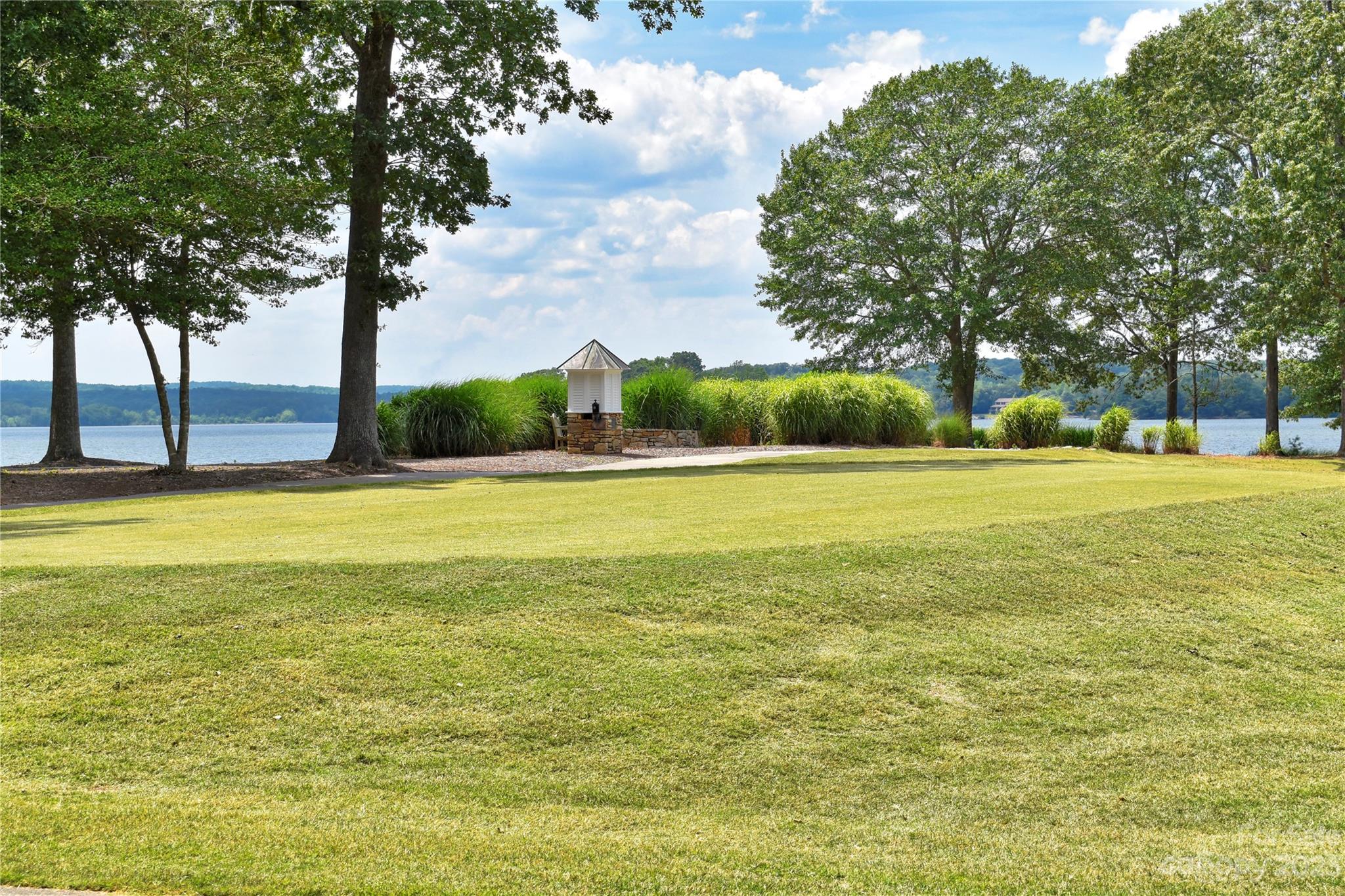 Uwharrie Point - Land