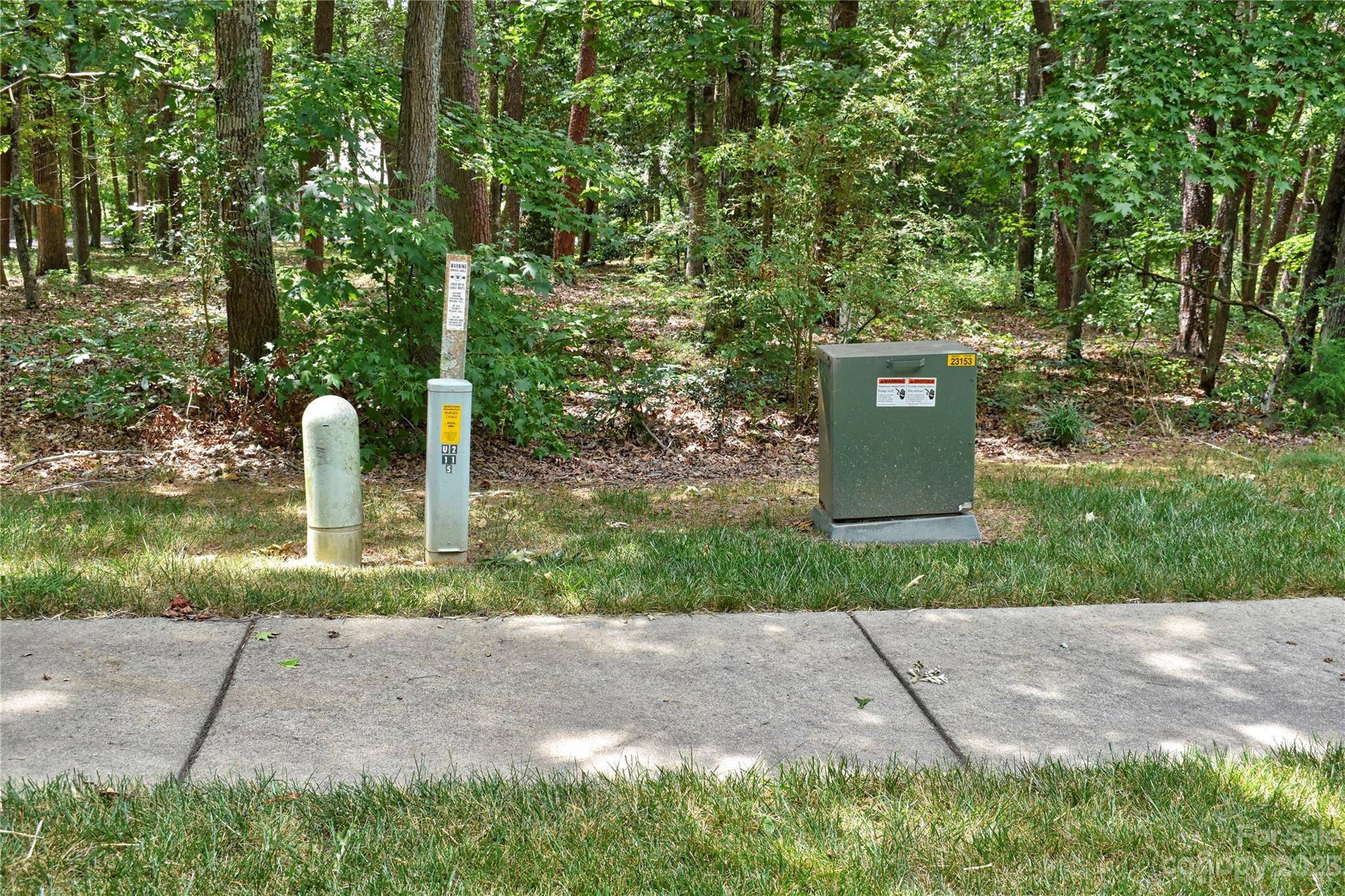 Uwharrie Point - Land