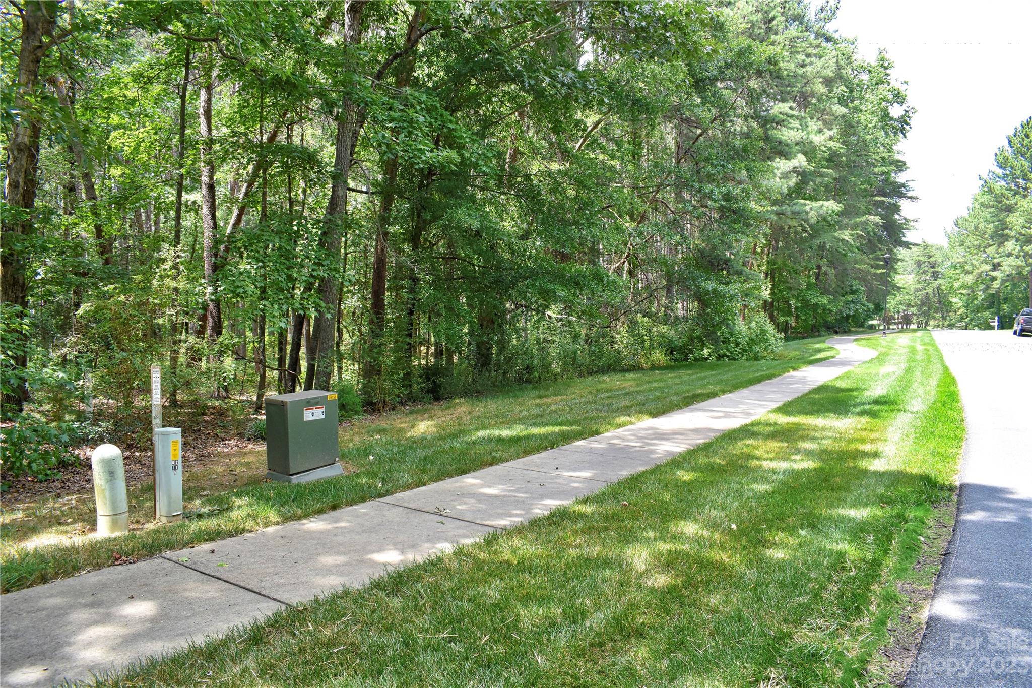 Uwharrie Point - Land