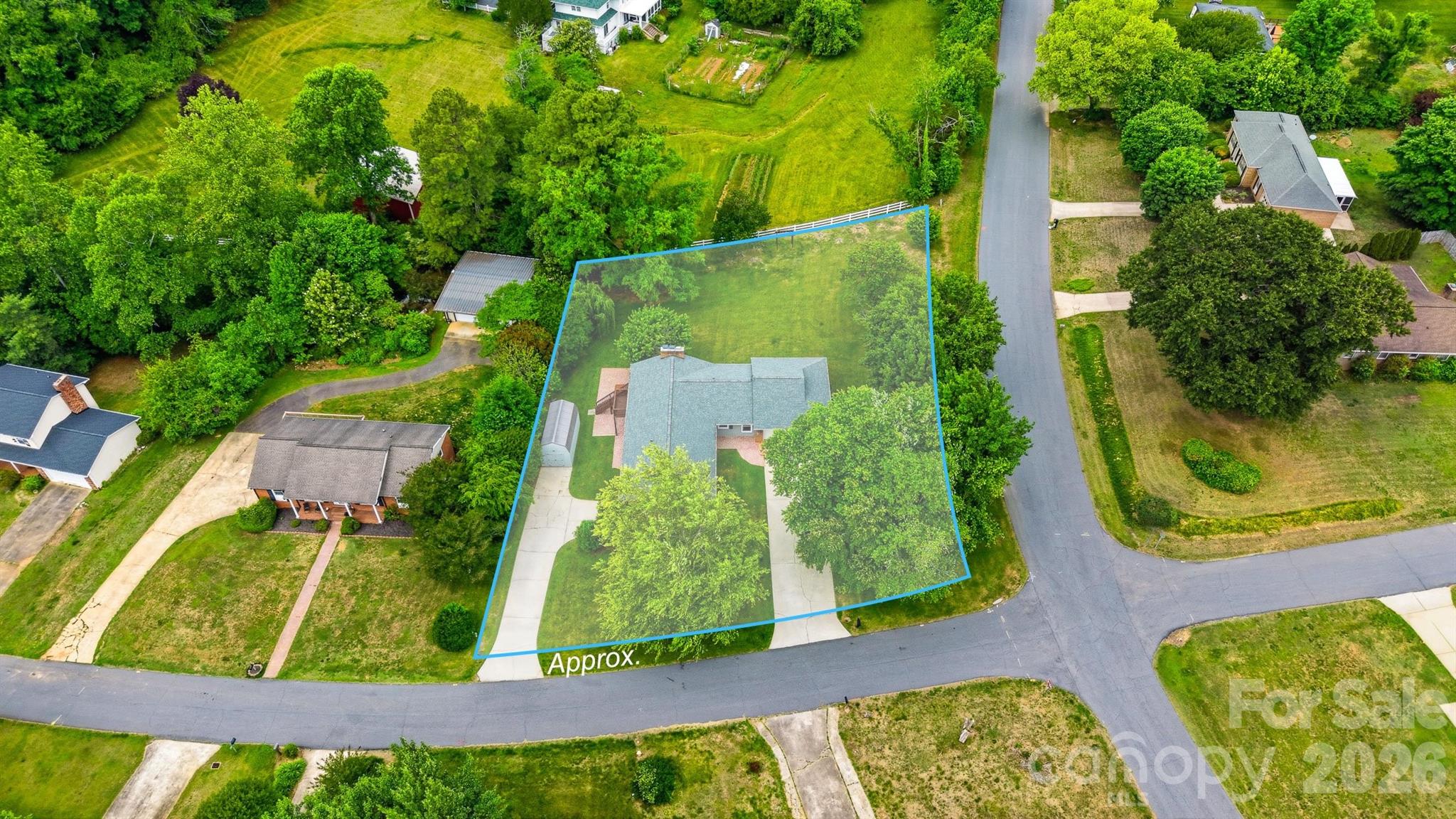 5496 Northwood Drive