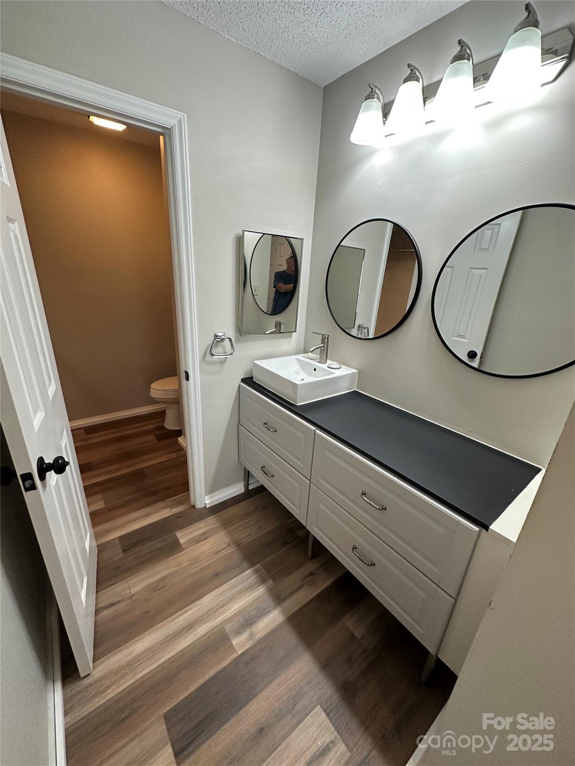 Harris Lake - Residential