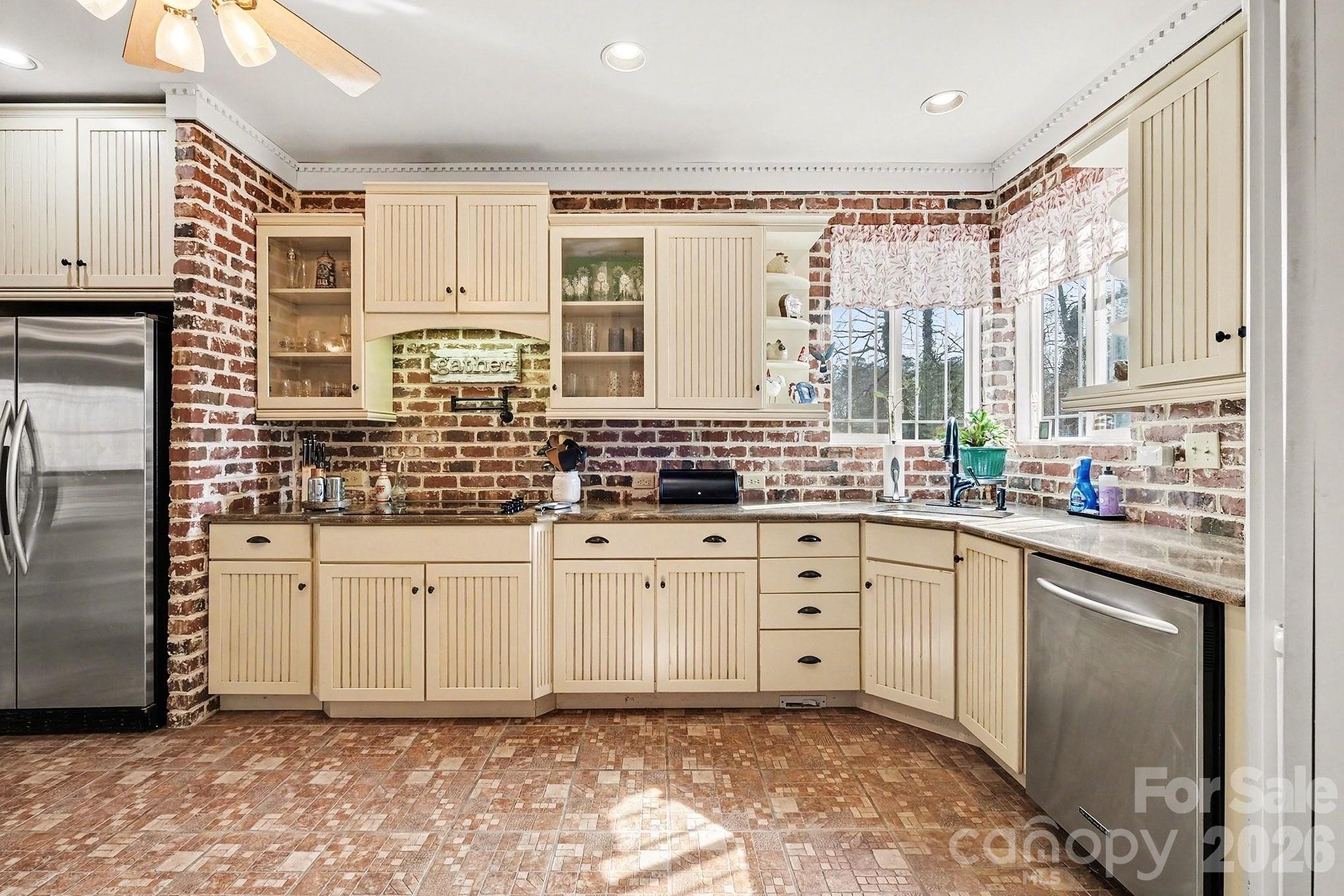 Fallstown South - Residential