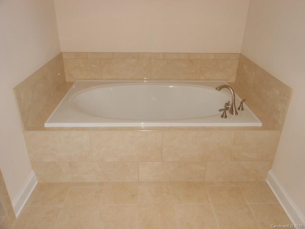 Highland Creek - Residential