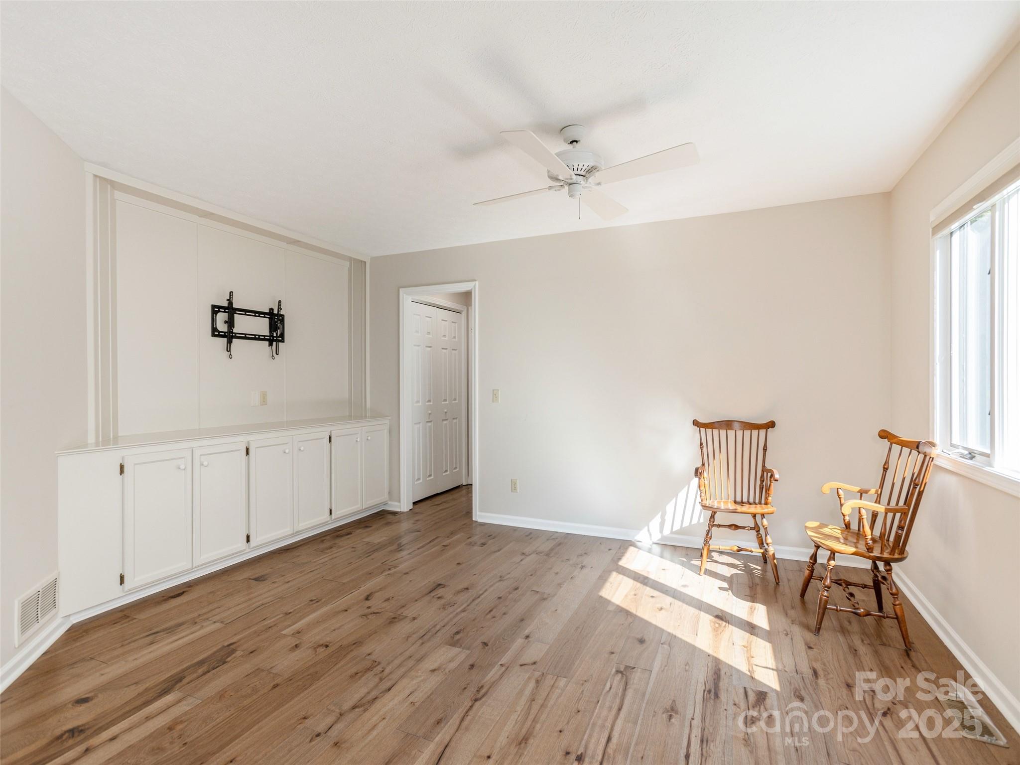 The Oaks - Residential