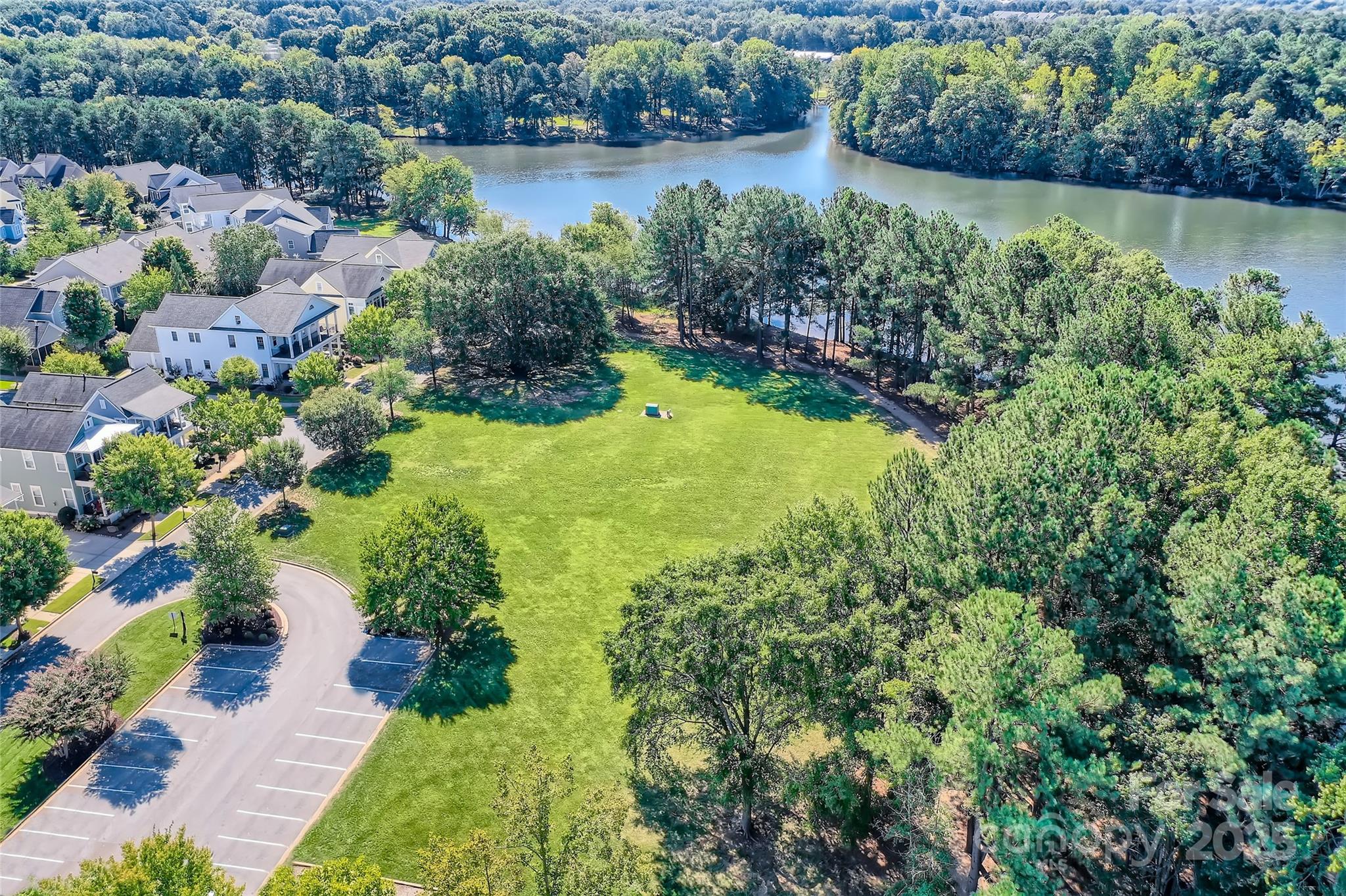 Davidson Pointe - Residential