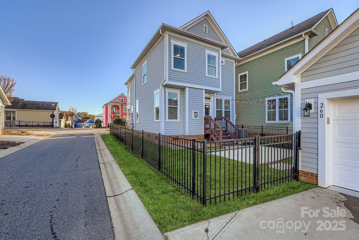 Davidson Pointe - Residential