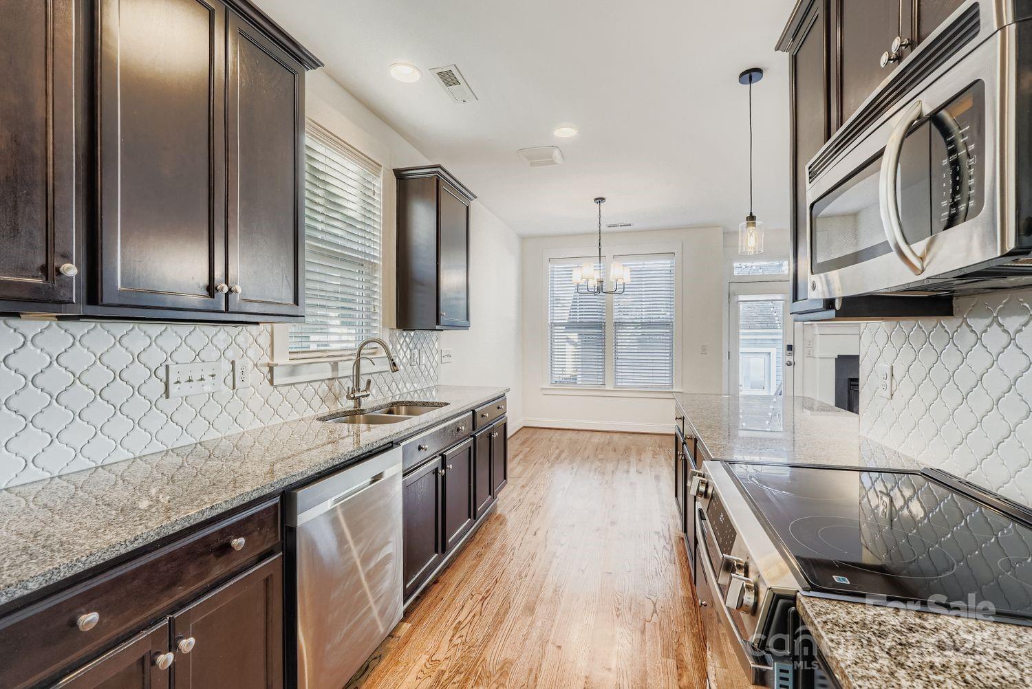 Davidson Pointe - Residential