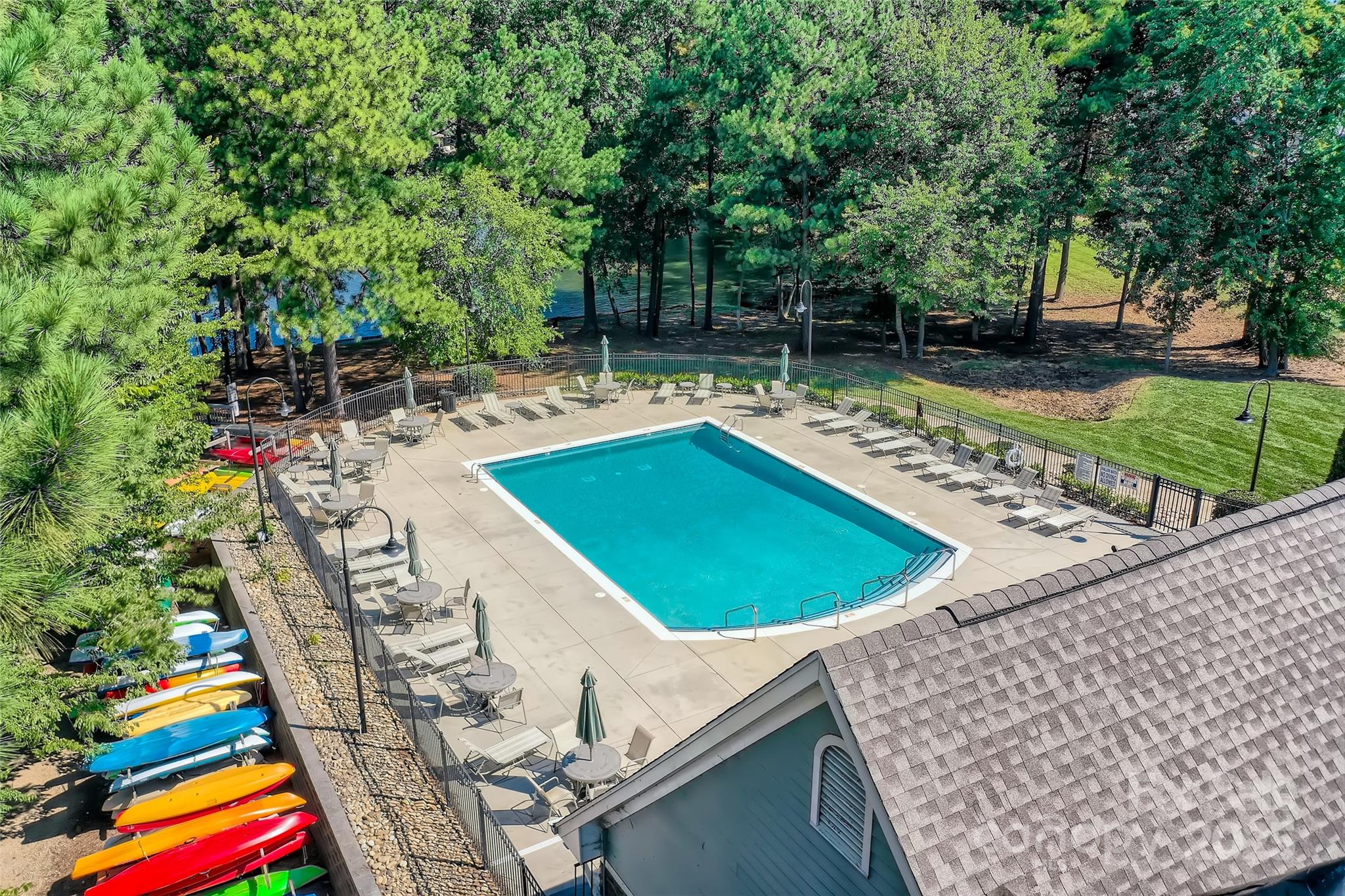 Davidson Pointe - Residential