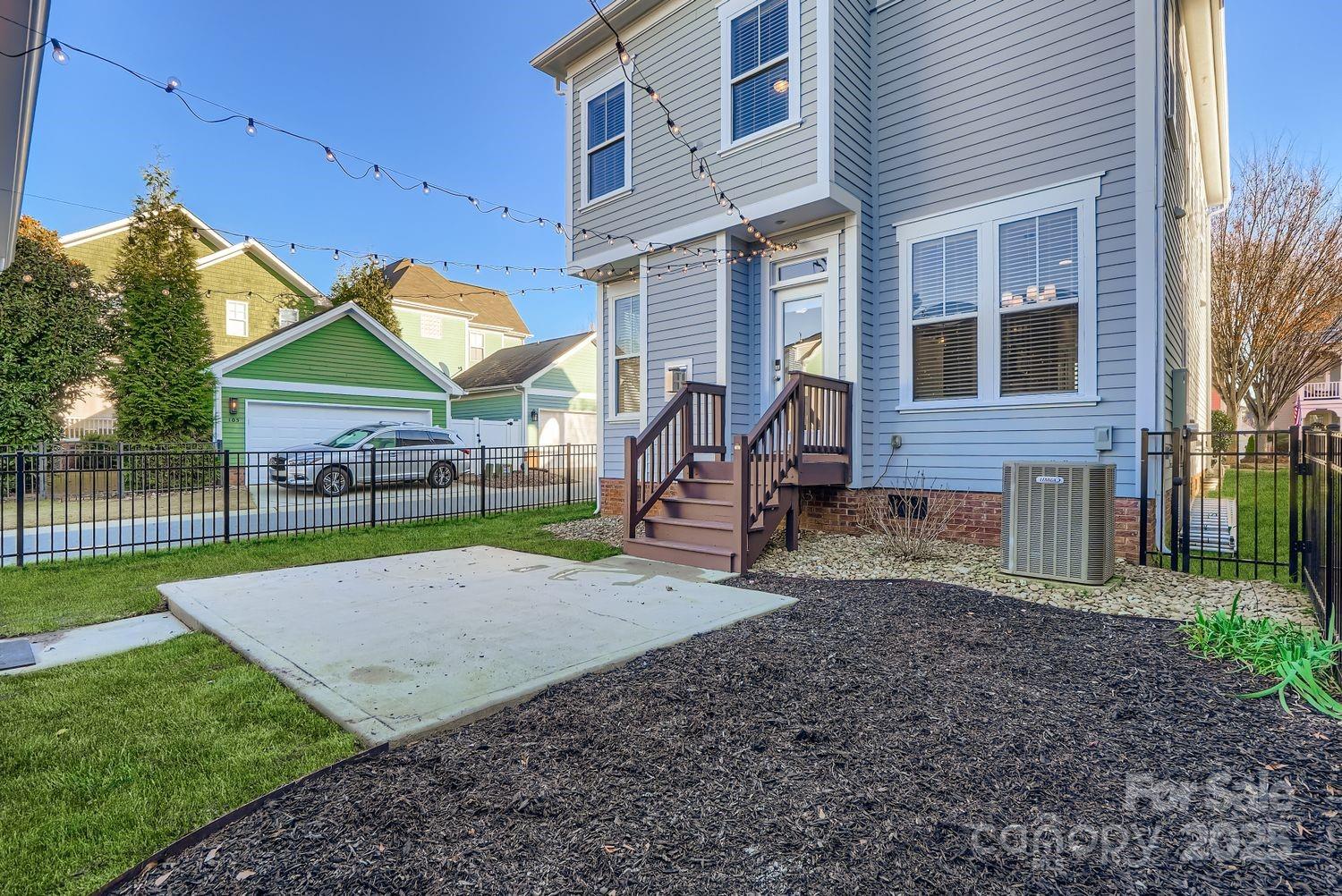 Davidson Pointe - Residential