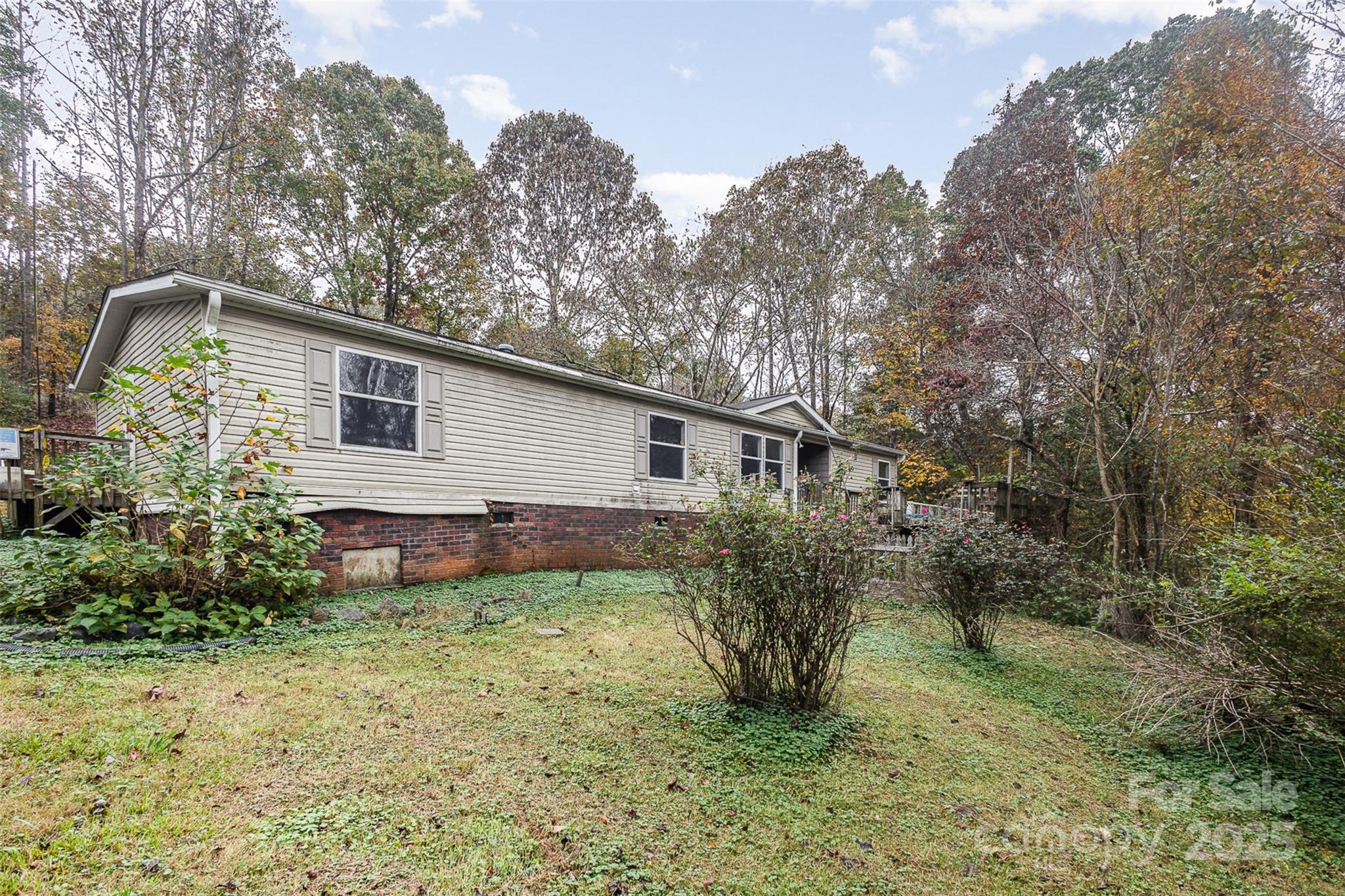 811 Acclaim Drive