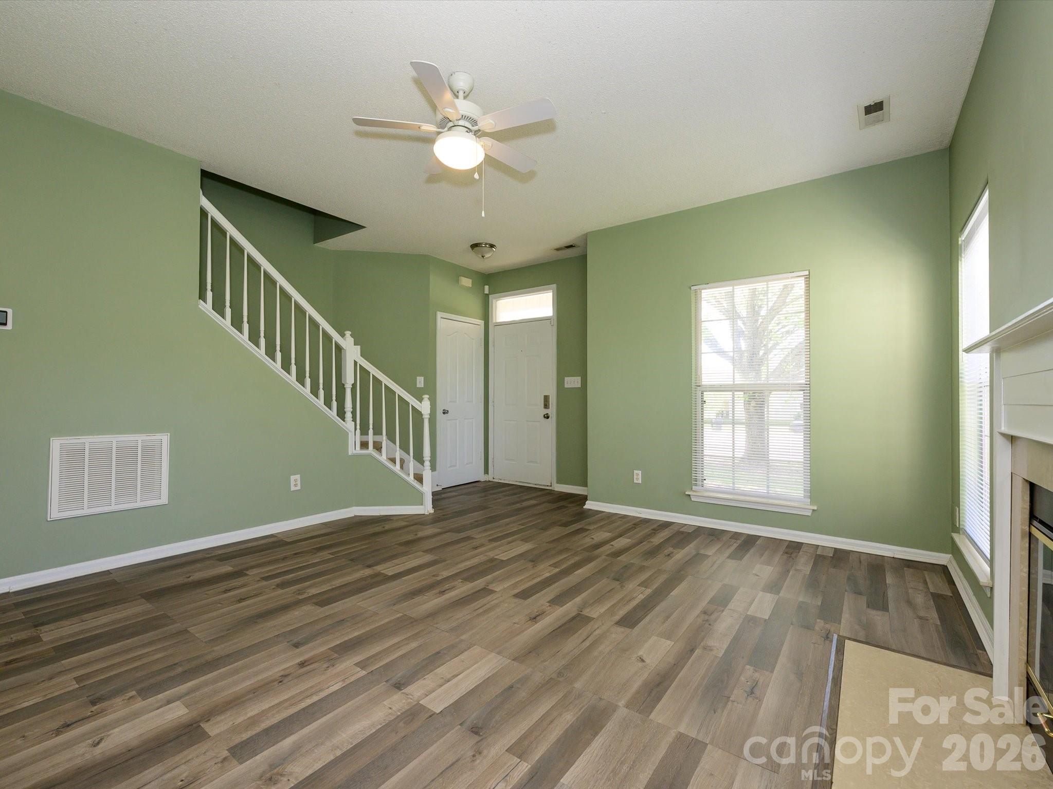 Brownestone - Residential