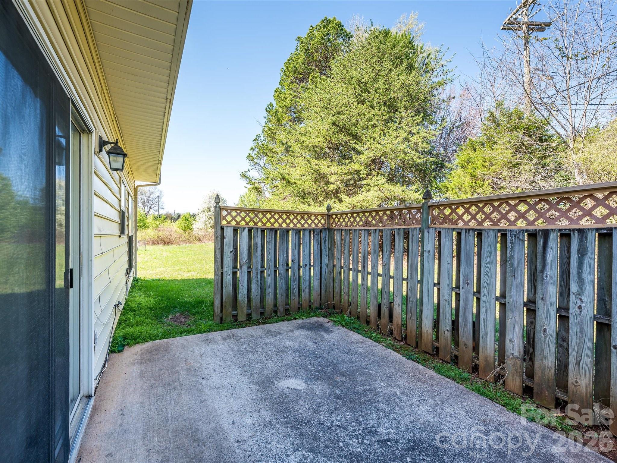 Brownestone - Residential