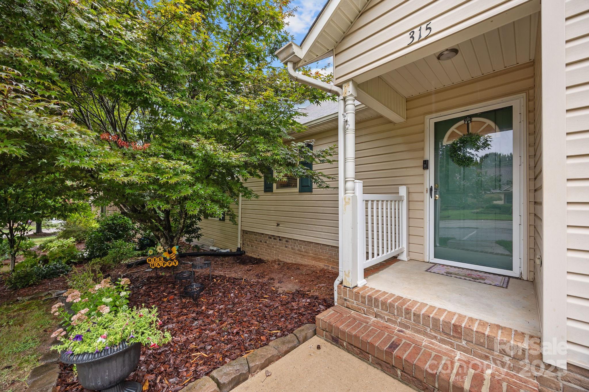 Hidden Creek - Residential