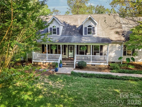 Photo for 2122 N Rugby Road