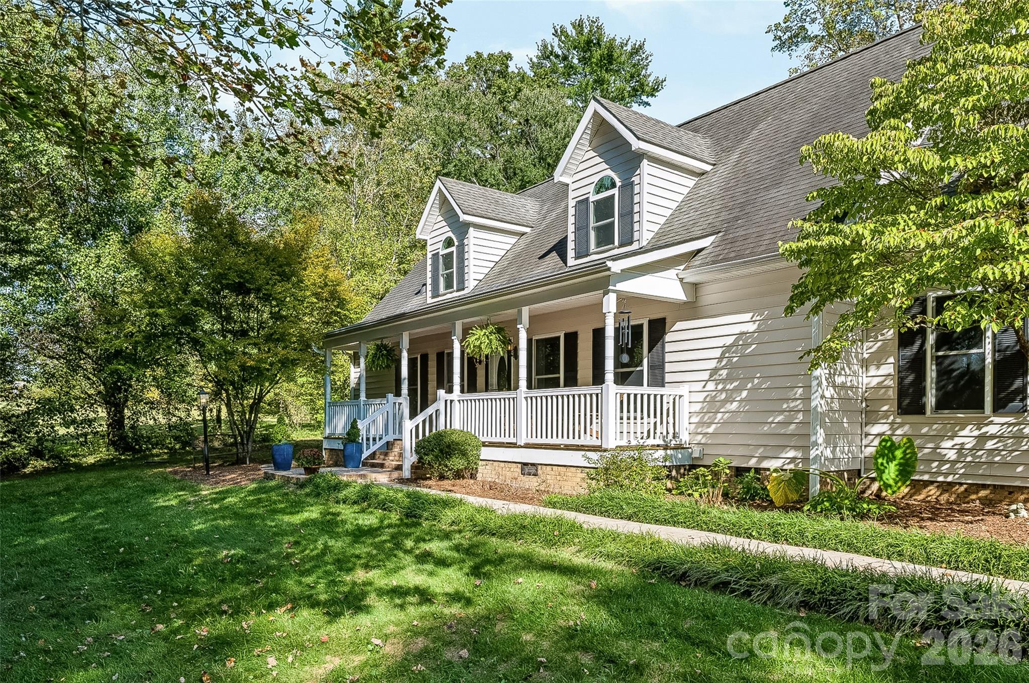 2122 N Rugby Road