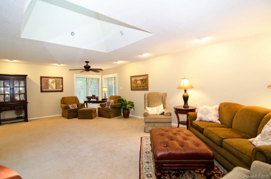 River Hills - Residential