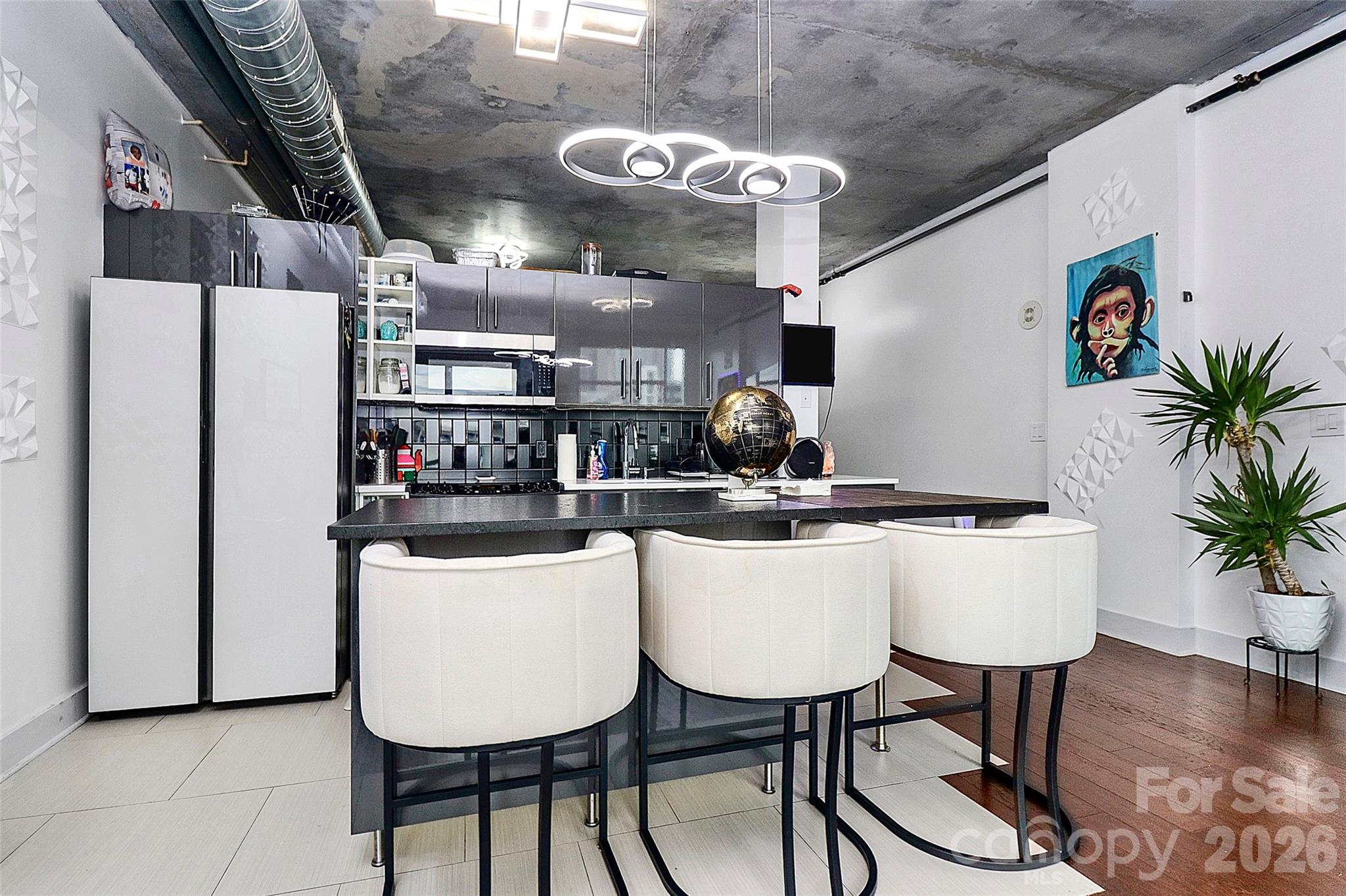 Courtside - Residential