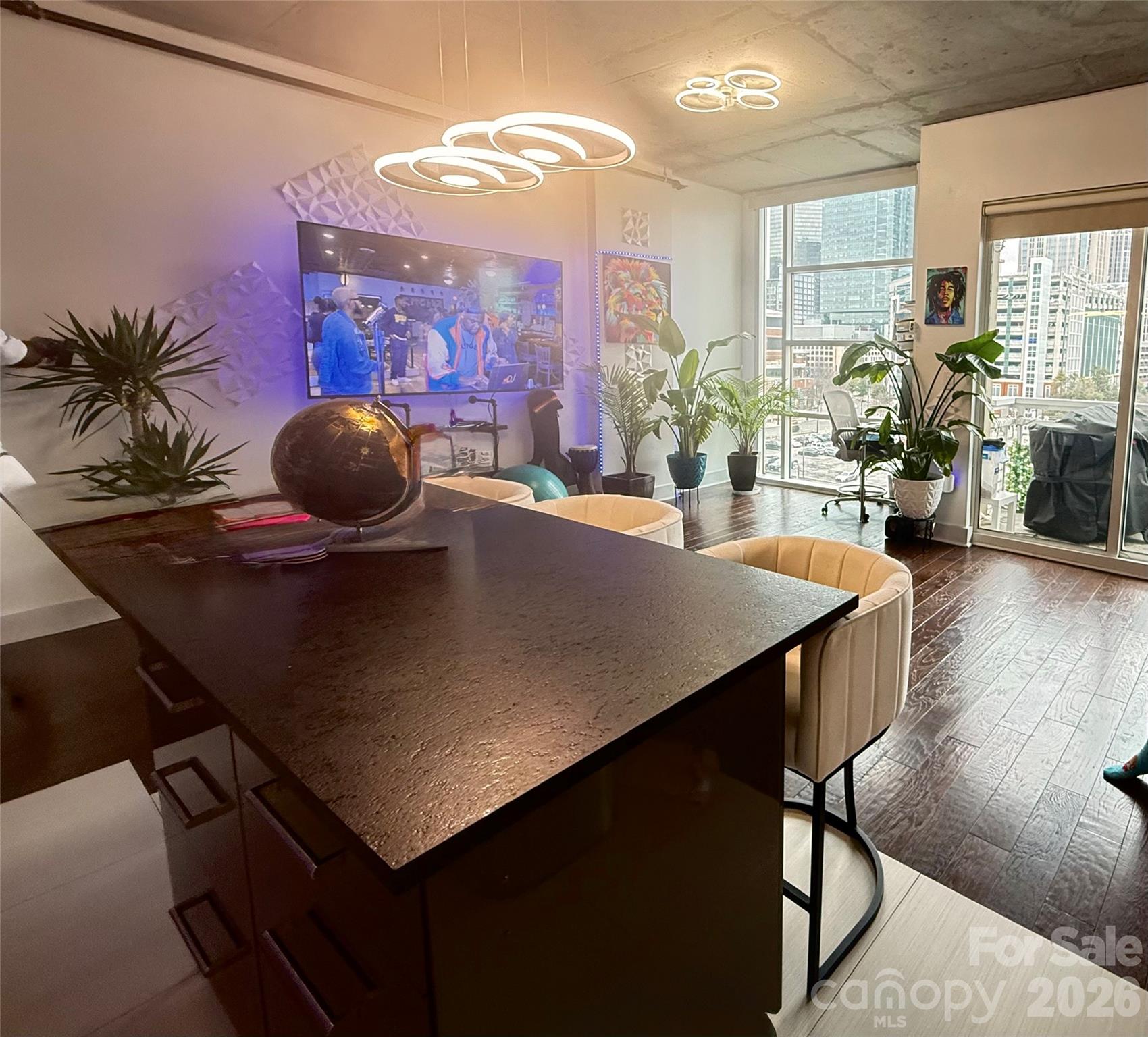 505 E 6th Street 803