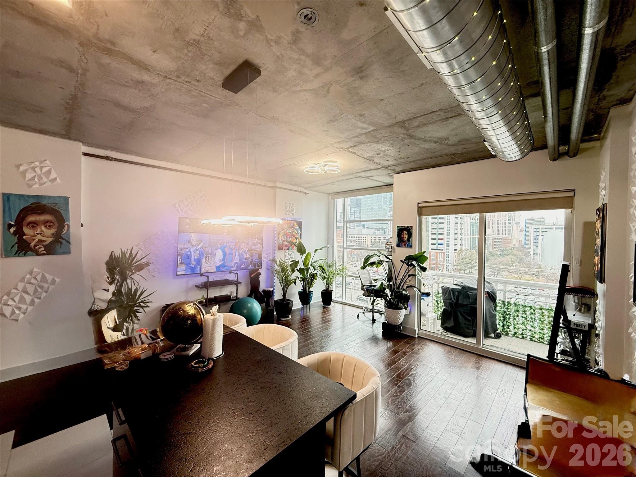 505 E 6th Street 803