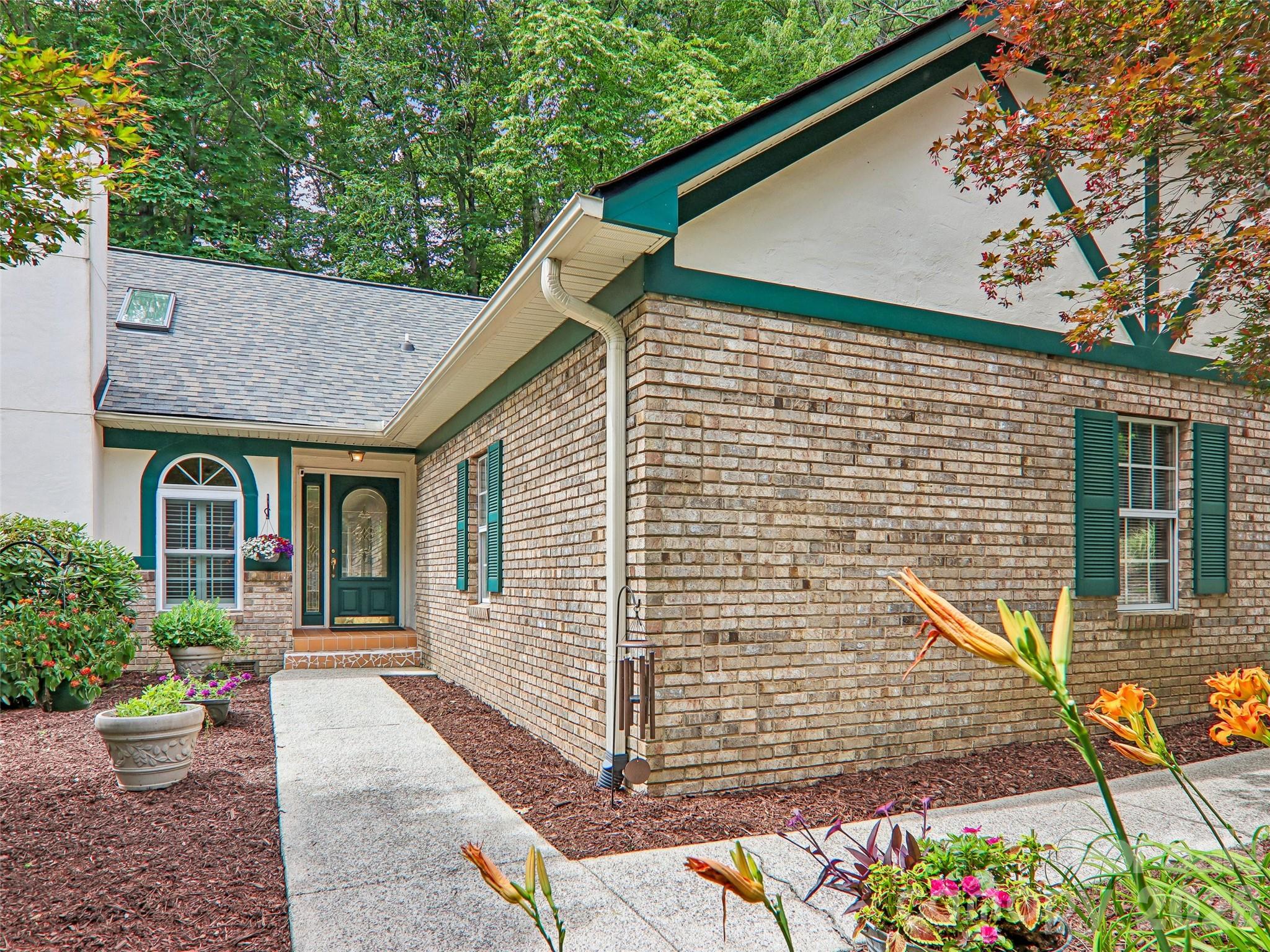 3106 Essex Path