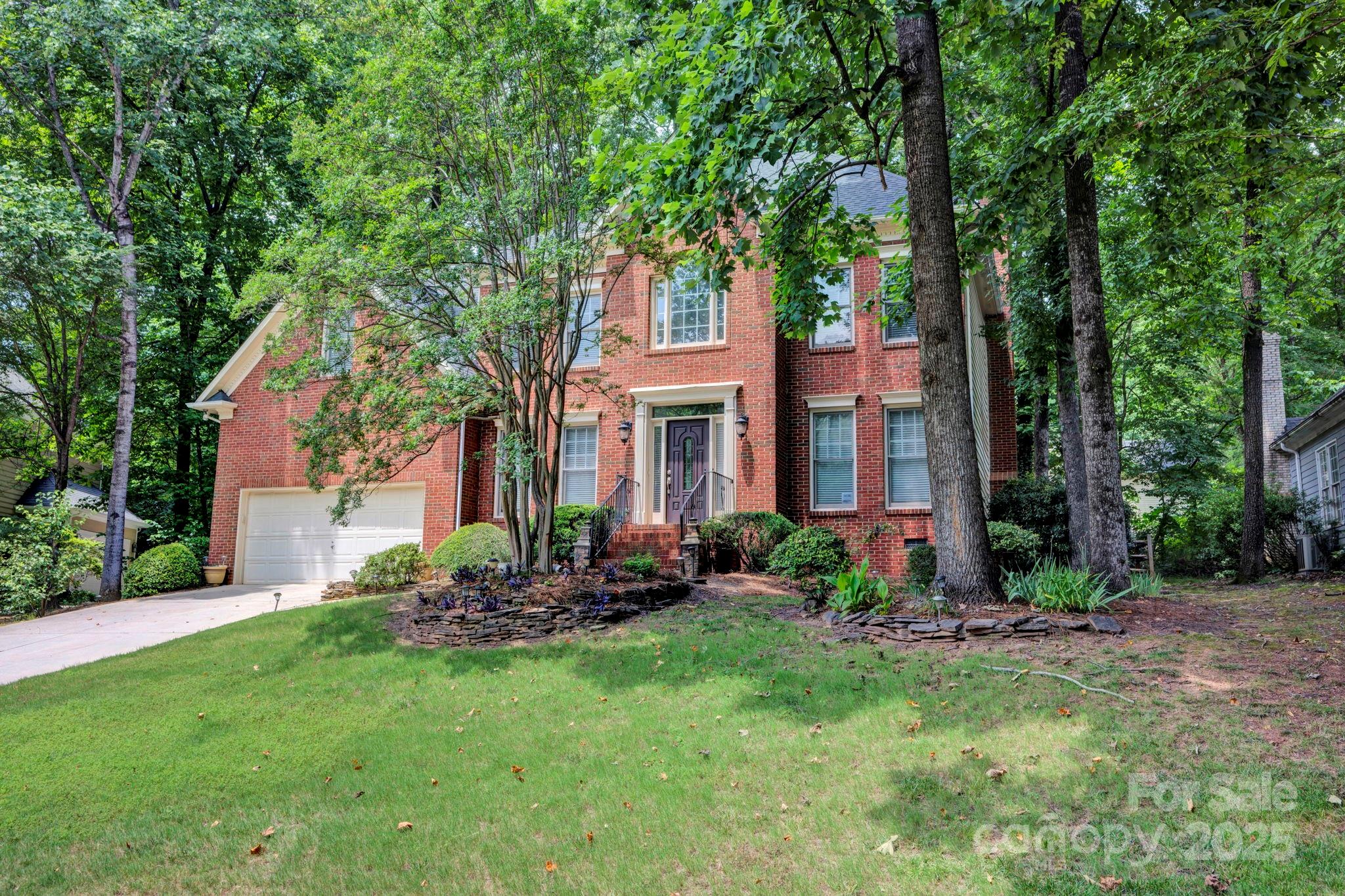 5138 Foxbriar Trail