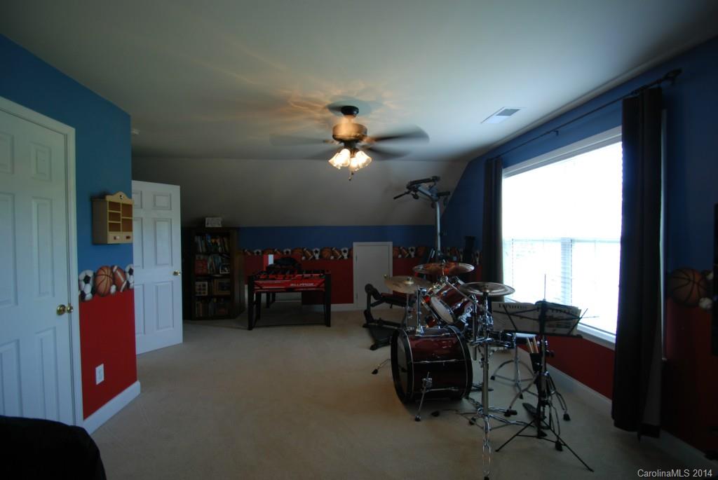 Mill Creek Falls - Residential