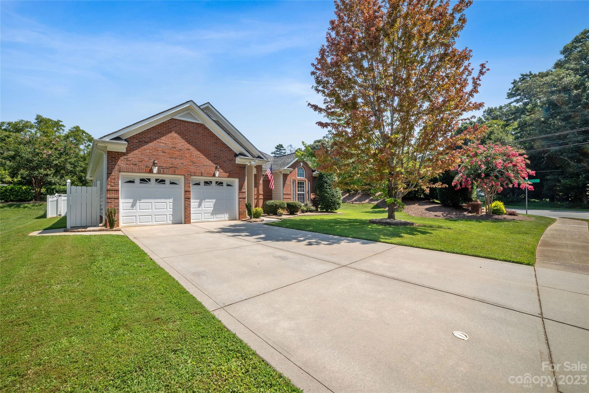 Summercreste - Residential