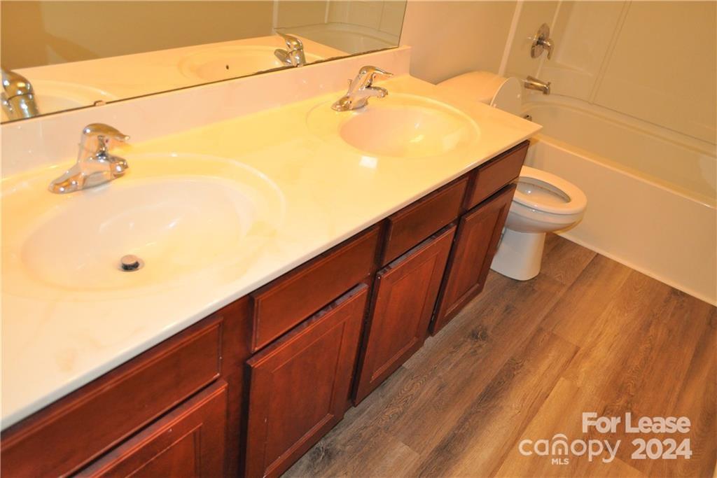 Almond Glen - Residential Lease