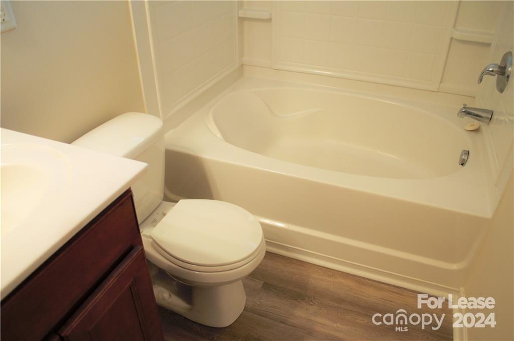 Almond Glen - Residential Lease