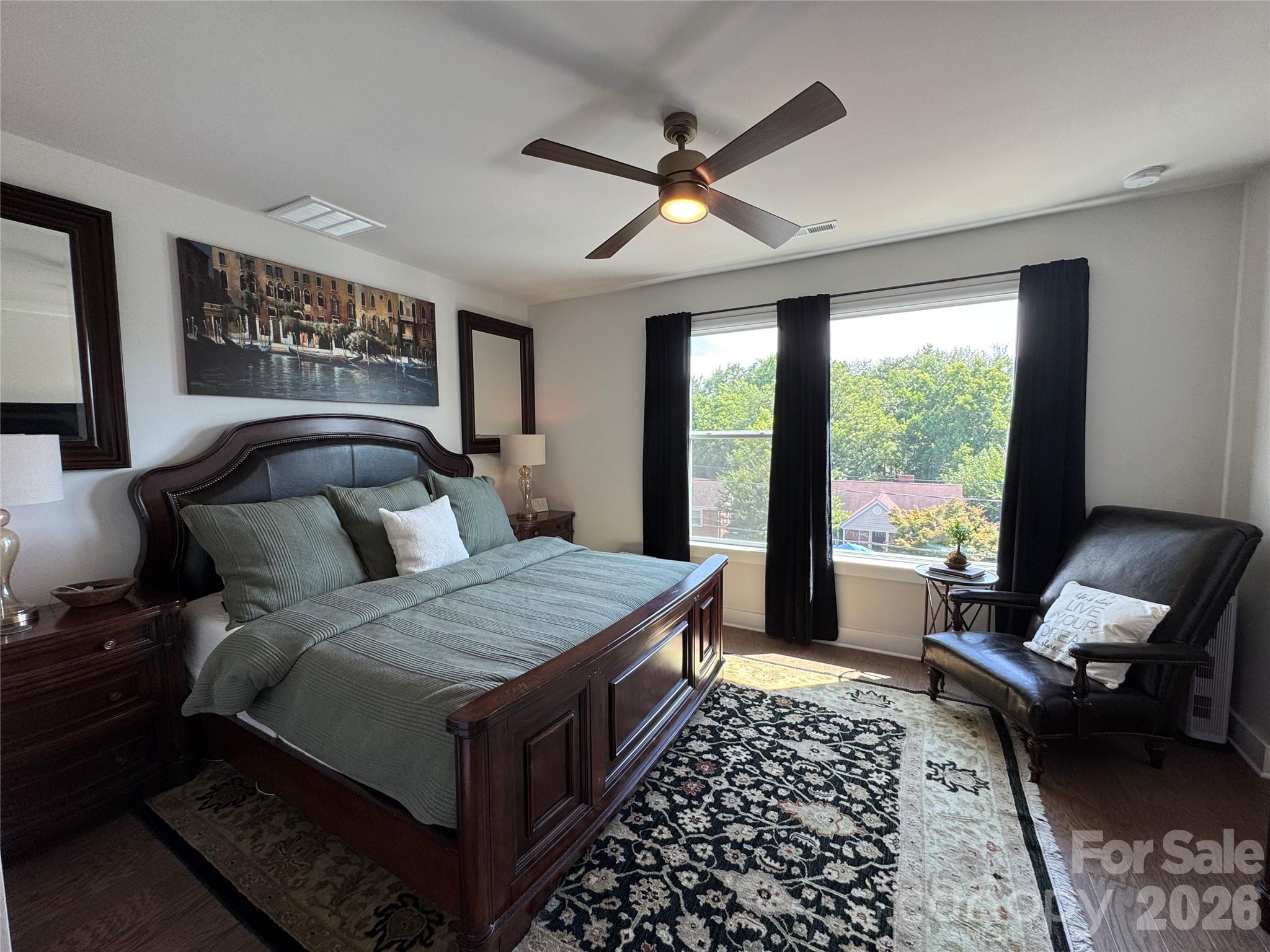 LOSO Terraces - Residential