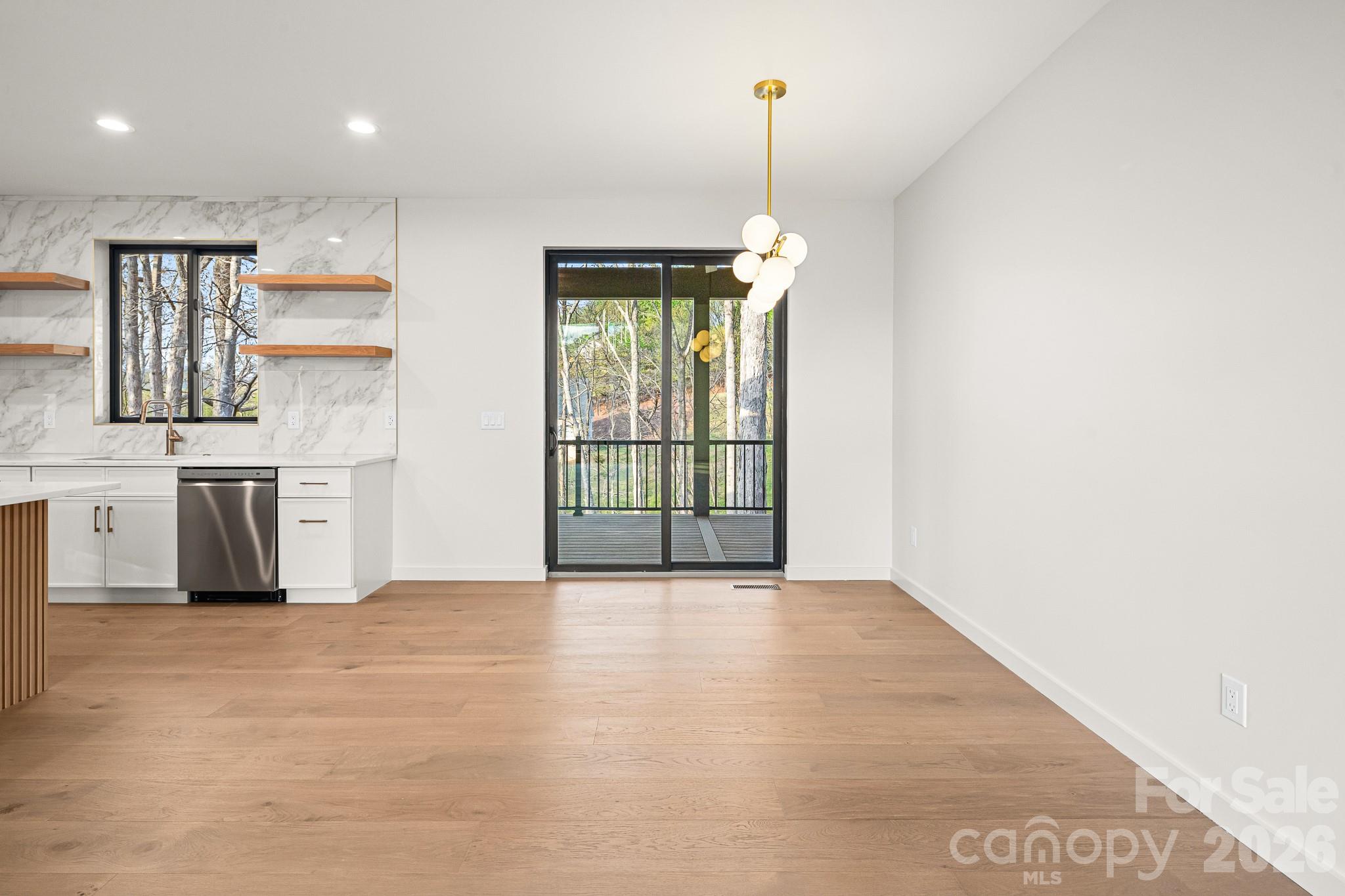 LINDON COVE CROSSING - Residential